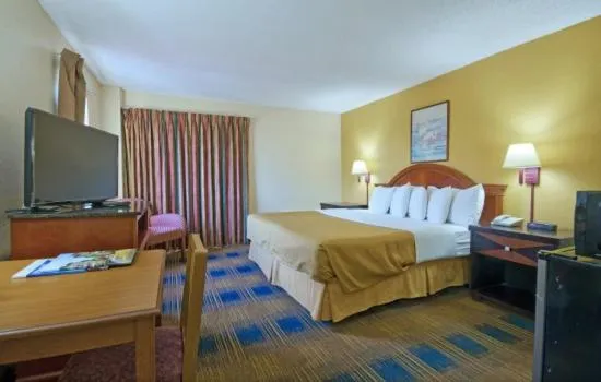 Bed in St. Augustine Island Inn