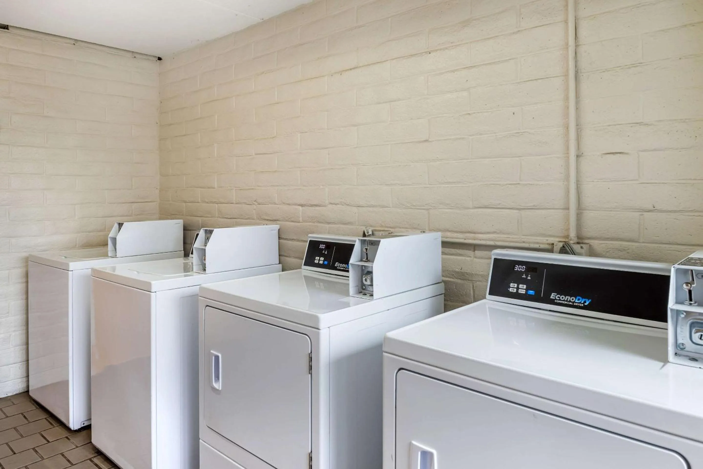 Other in Days Inn by Wyndham Richmond/South