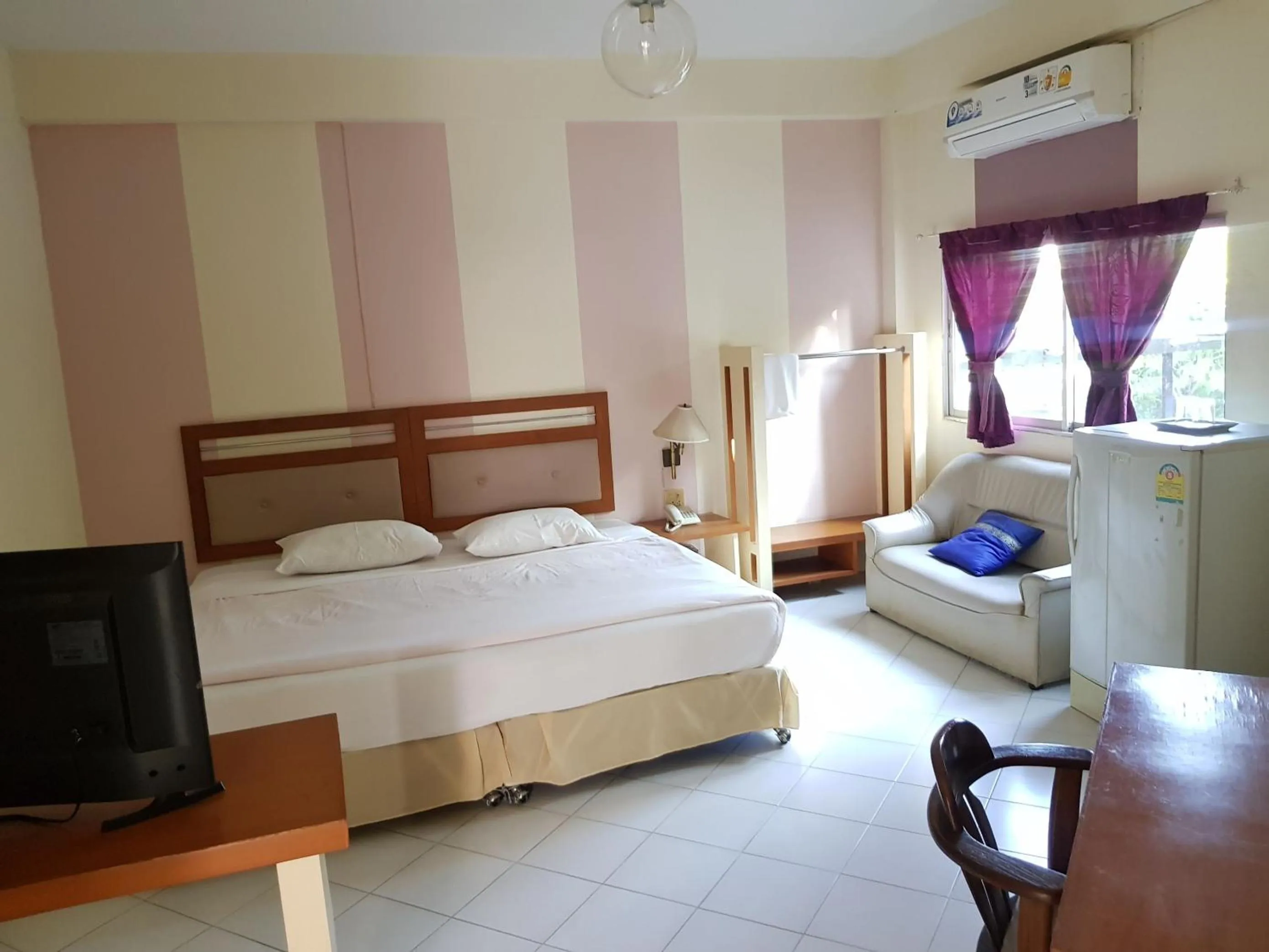 Photo of the whole room, Bed in Casa Holiday Hotel SHA