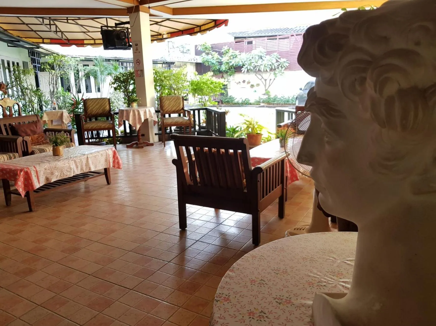 Restaurant/places to eat in Casa Holiday Hotel SHA