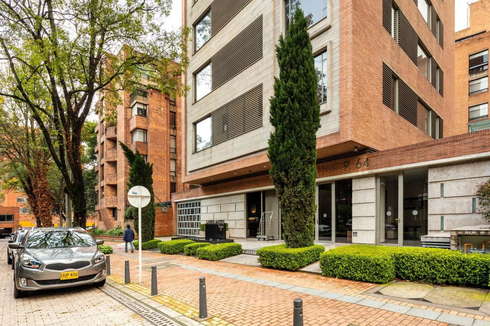 Property building in Hotel Cabrera Imperial By key 33