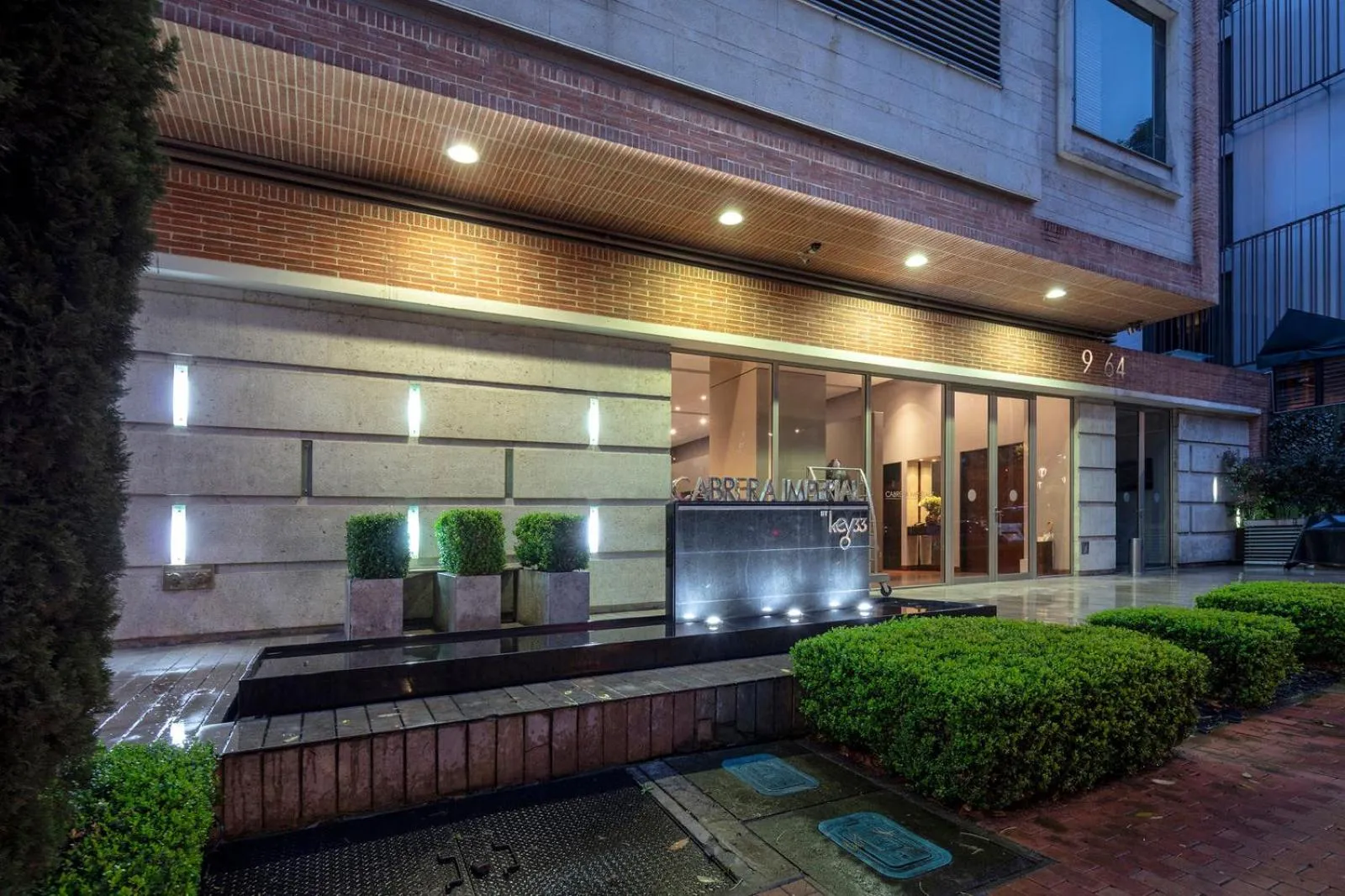 Facade/entrance in Hotel Cabrera Imperial By key 33