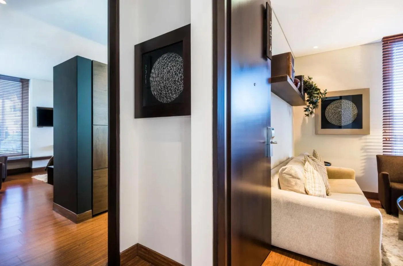 Photo of the whole room in Hotel Cabrera Imperial By key 33