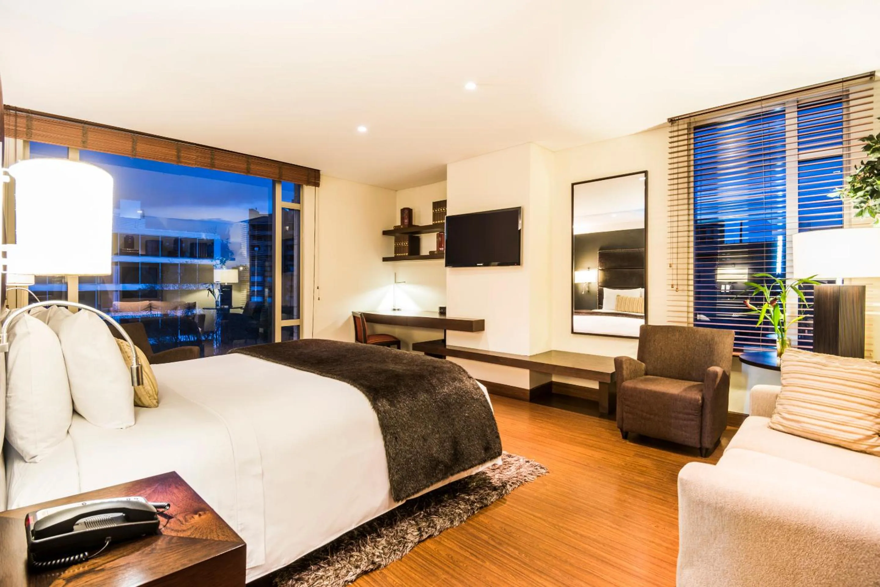 Seating area, Bed in Hotel Cabrera Imperial By key 33