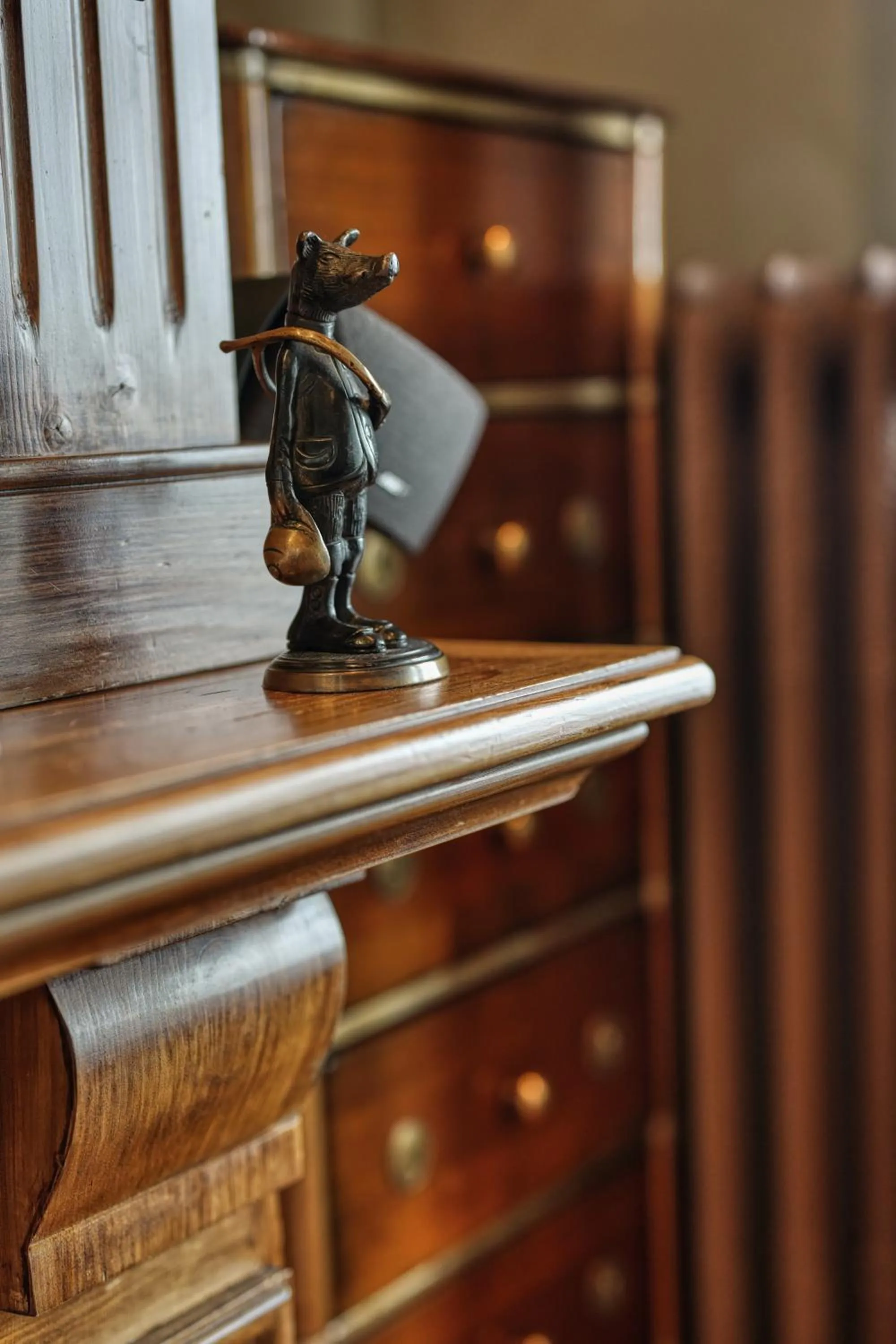 Decorative detail in Le Saint Joseph