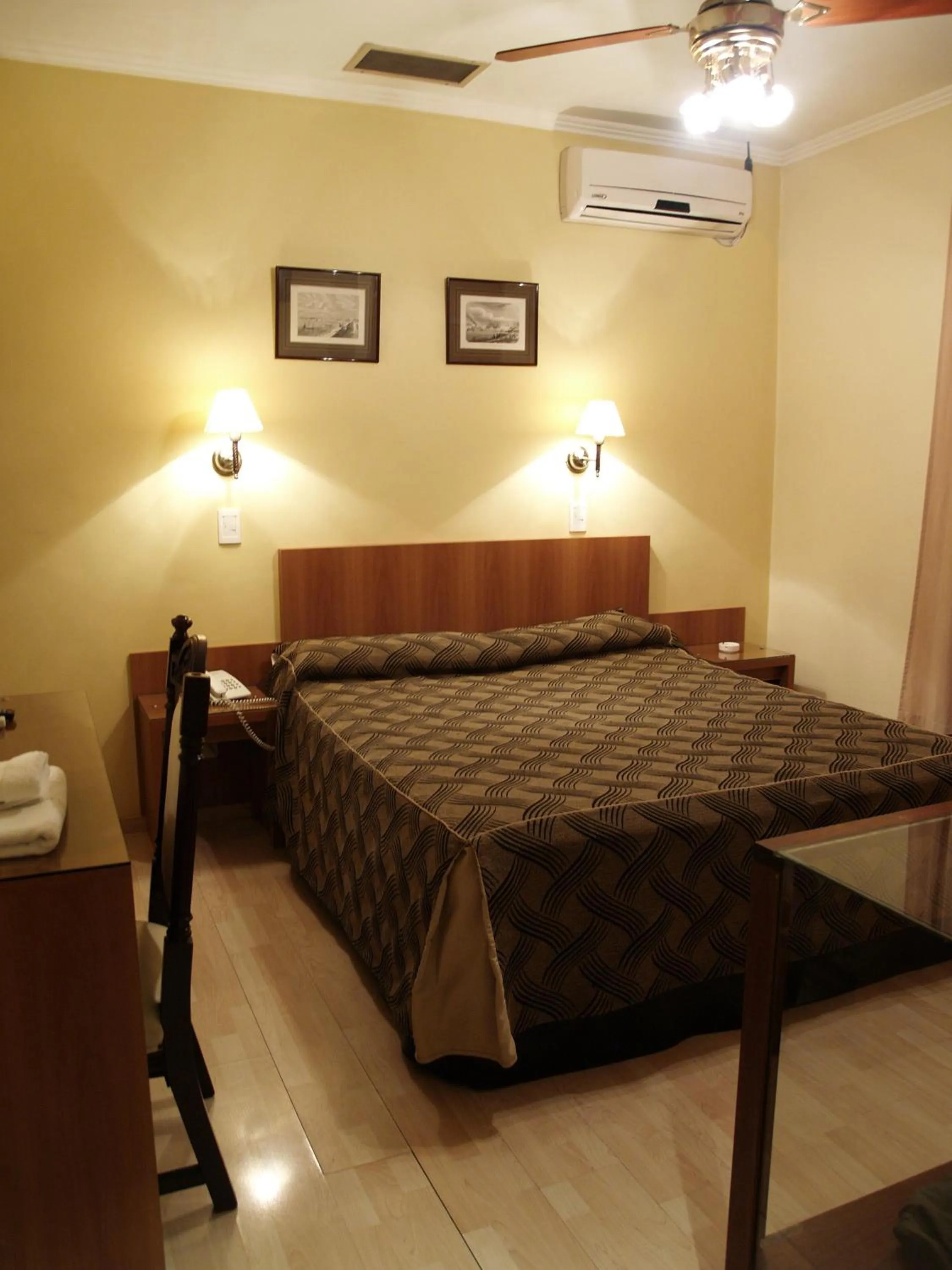 Photo of the whole room, Bed in Hotel El Cabildo