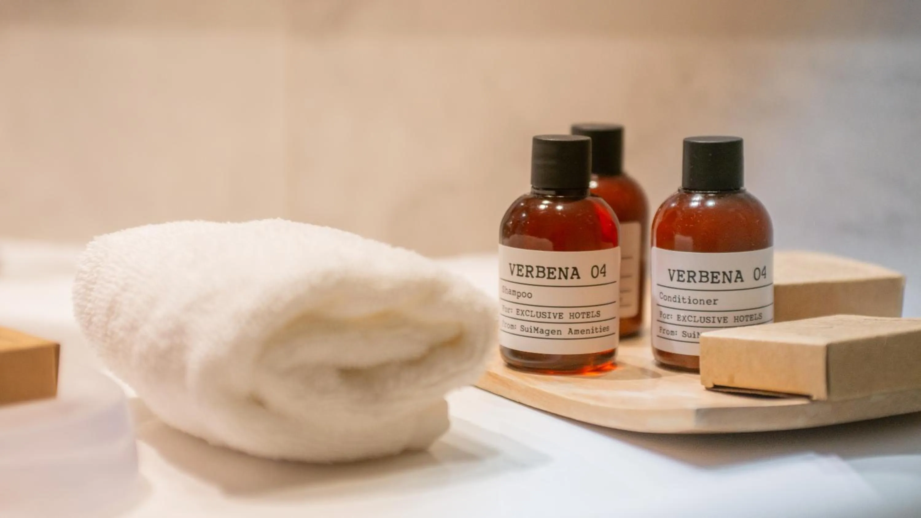 Alma Del Lago Suites & Spa