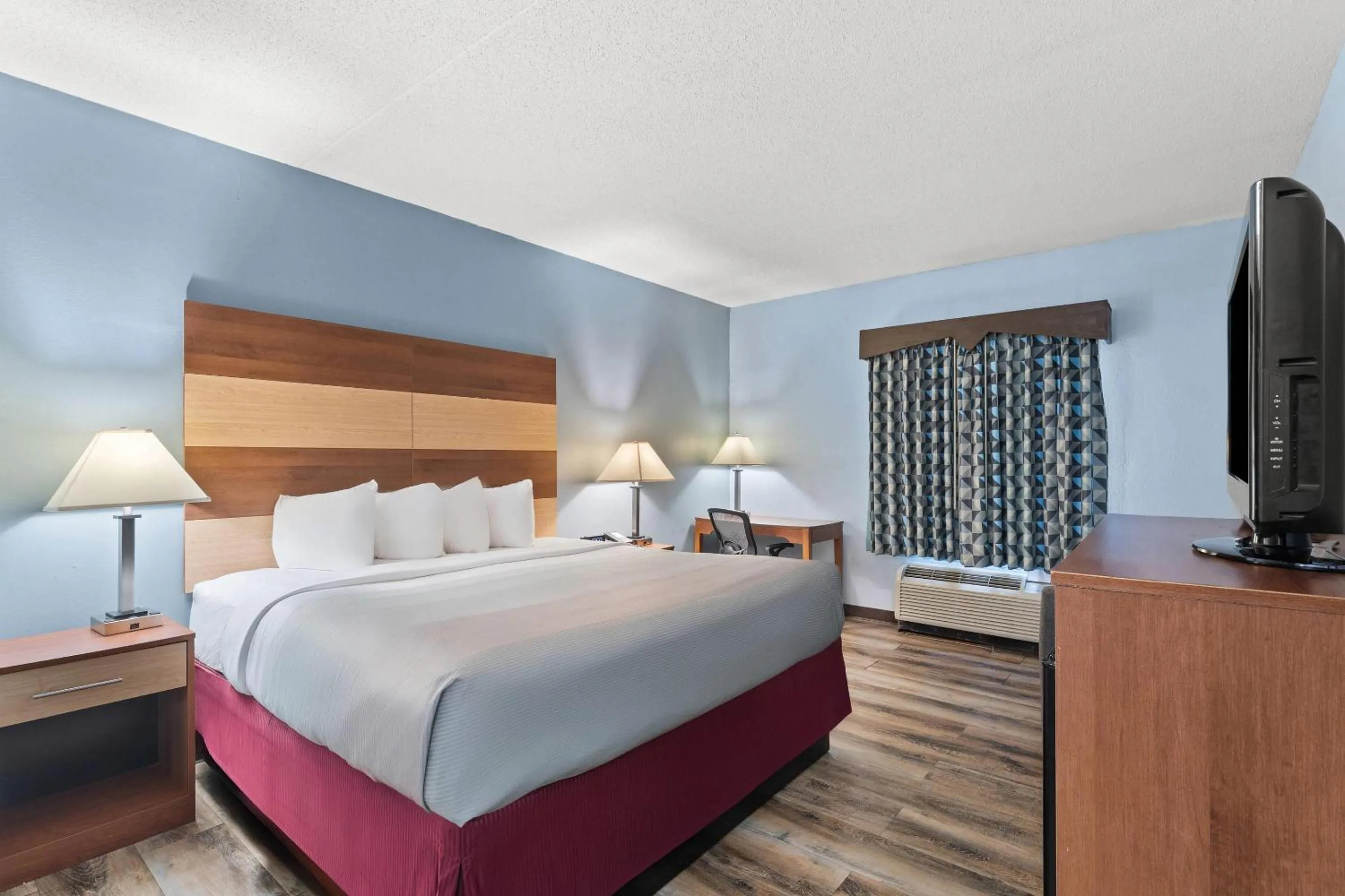 Bedroom, Bed in Quality Inn Hixson-Chattanooga