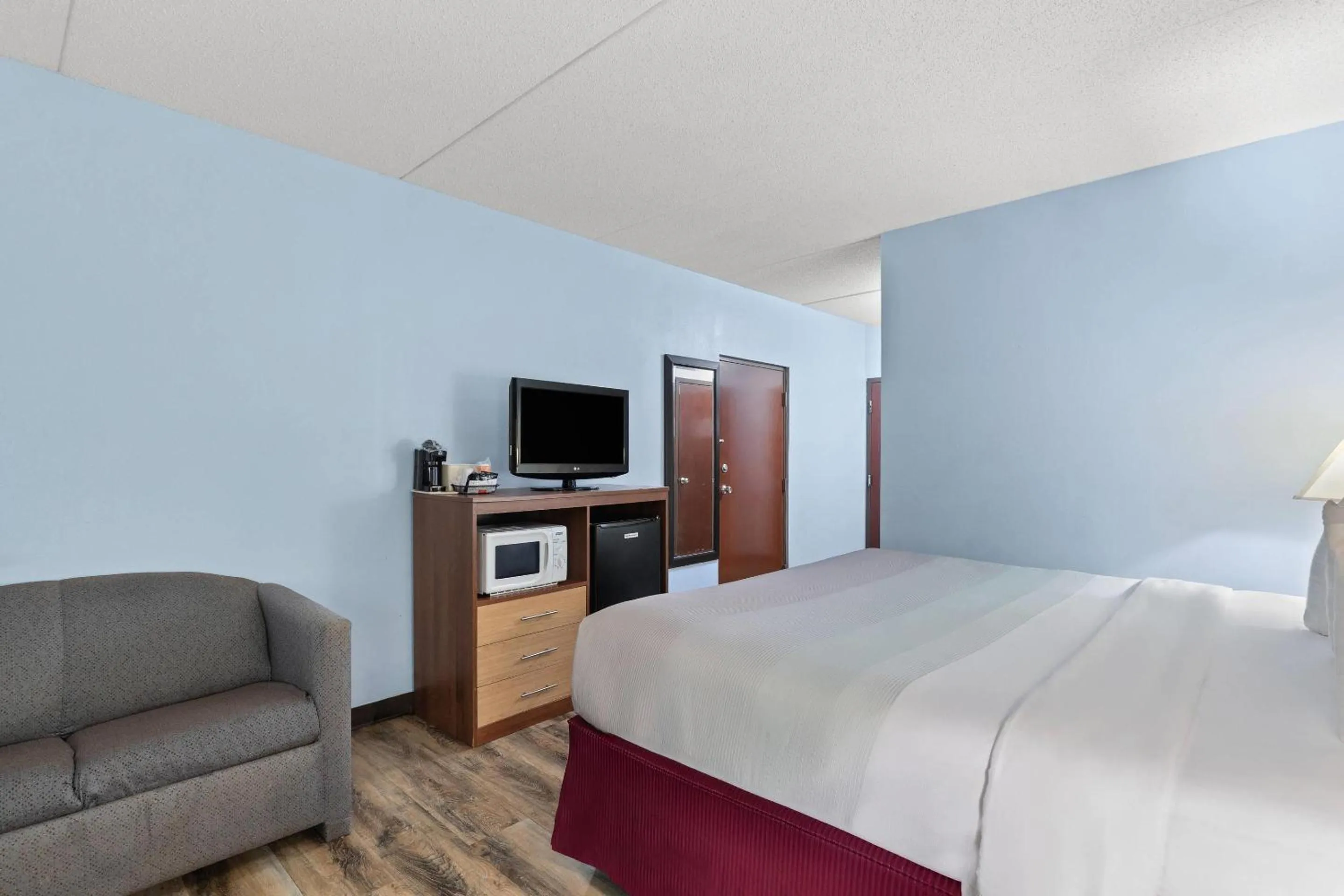Bedroom, Bed in Quality Inn Hixson-Chattanooga