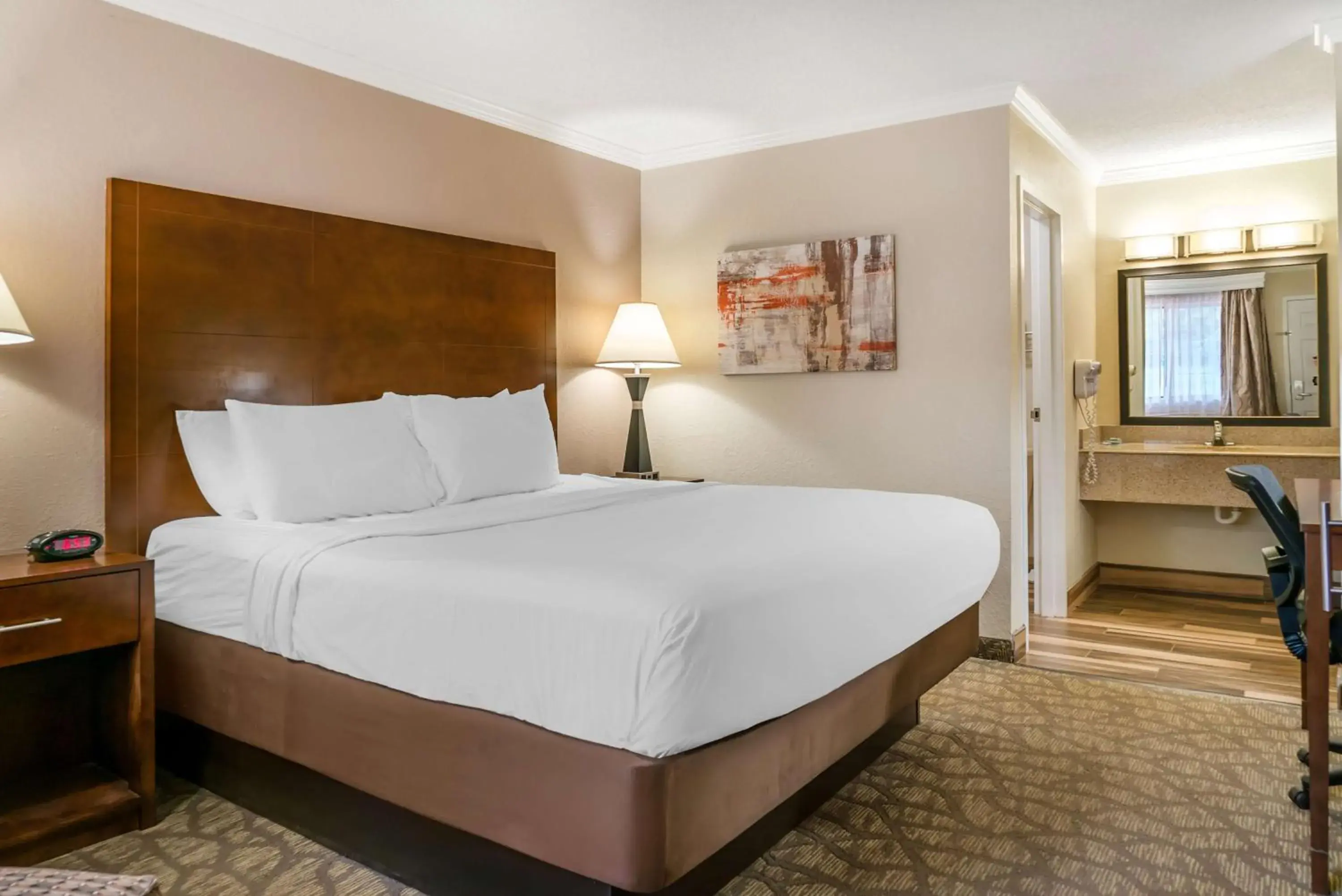 King Room - Non-Smoking in Best Western of Hartland King Room - Non-Smoking in Best Western of Hartland