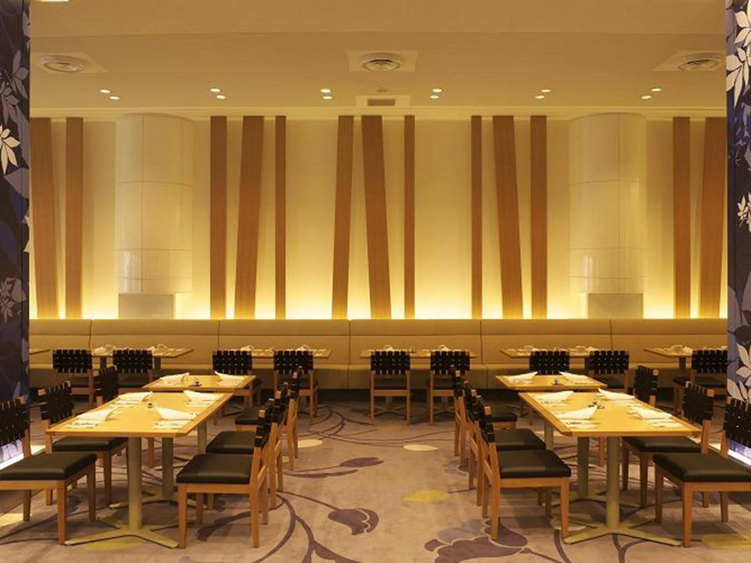 Restaurant/places to eat in Grand Prince Hotel Takanawa