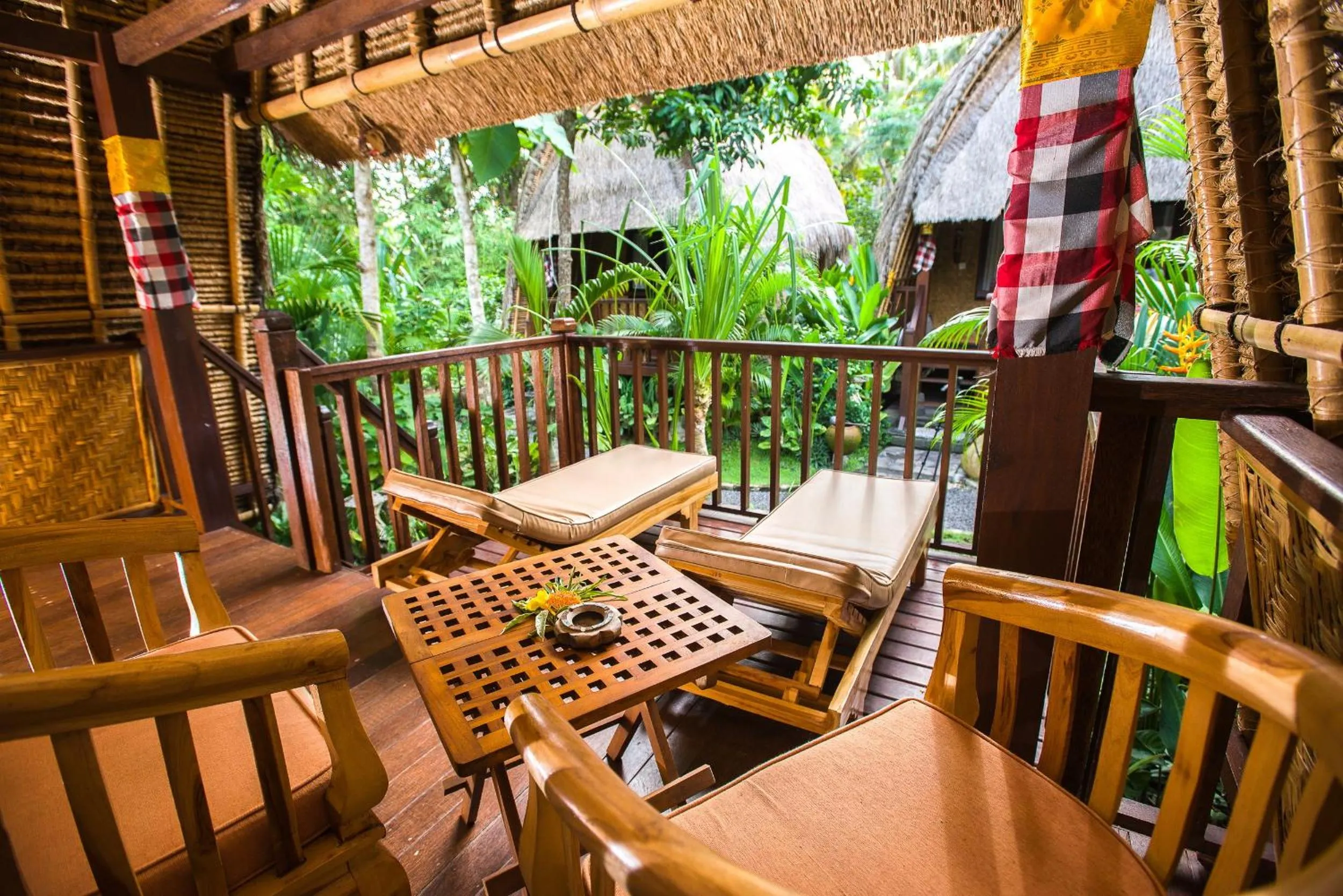 Balcony/Terrace in Alam Nusa Bungalow Huts & Spa