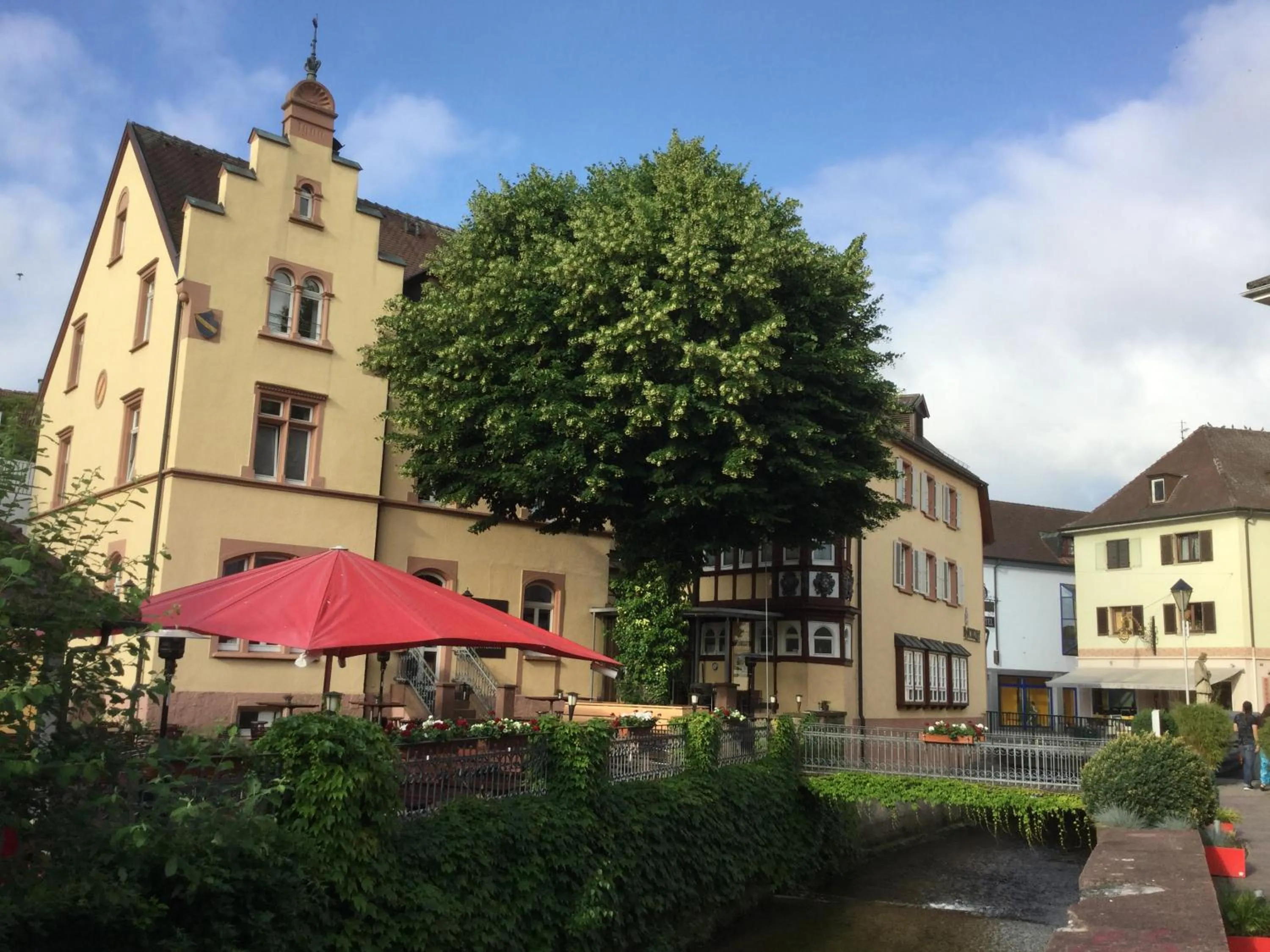 Property building in Badischer Hof