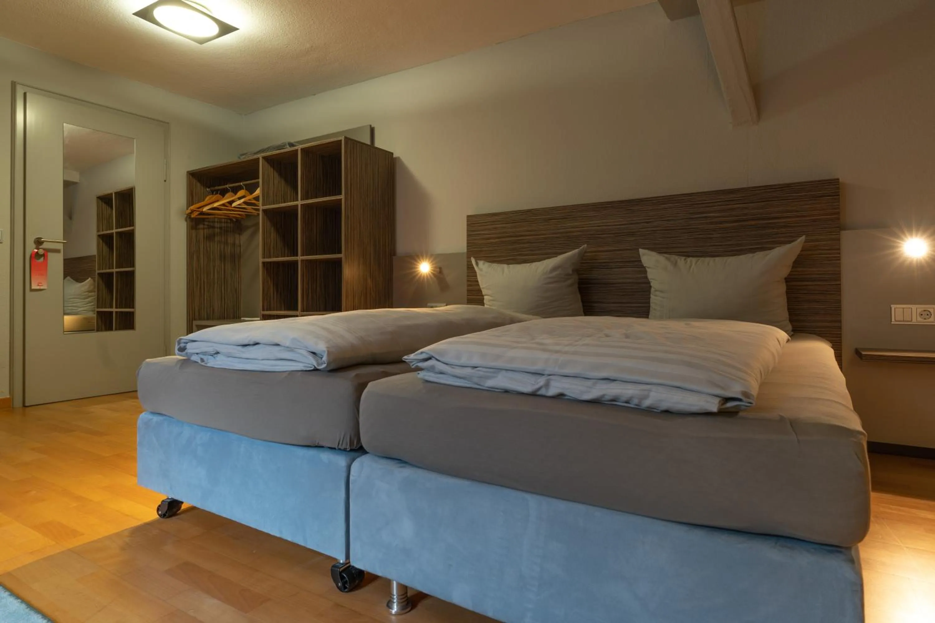 Photo of the whole room, Bed in Badischer Hof