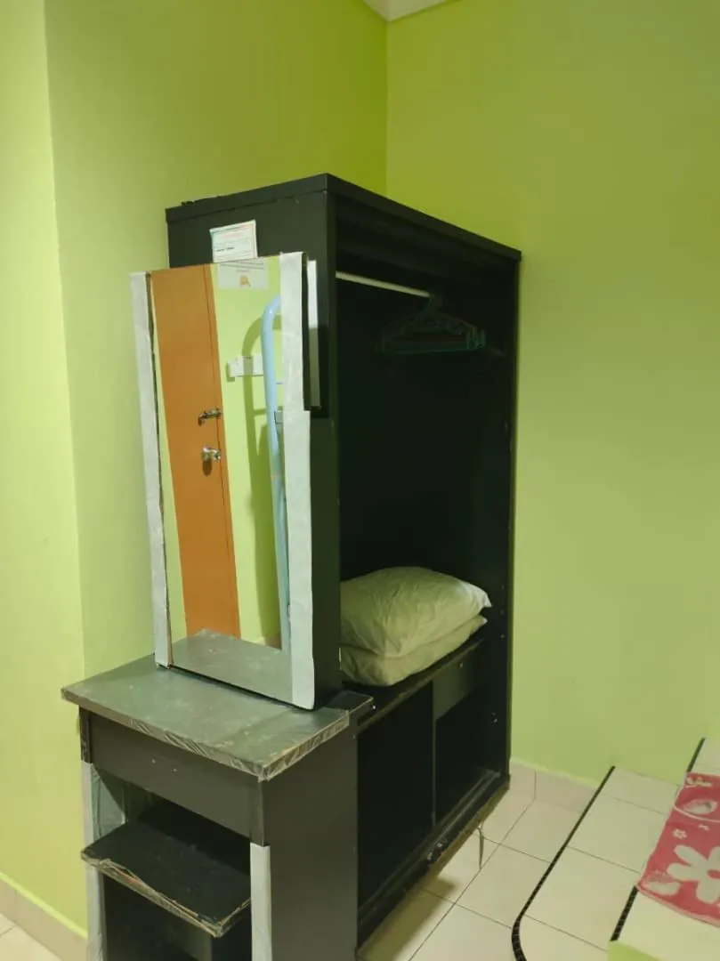 Bed in Borneo Gaya Lodge