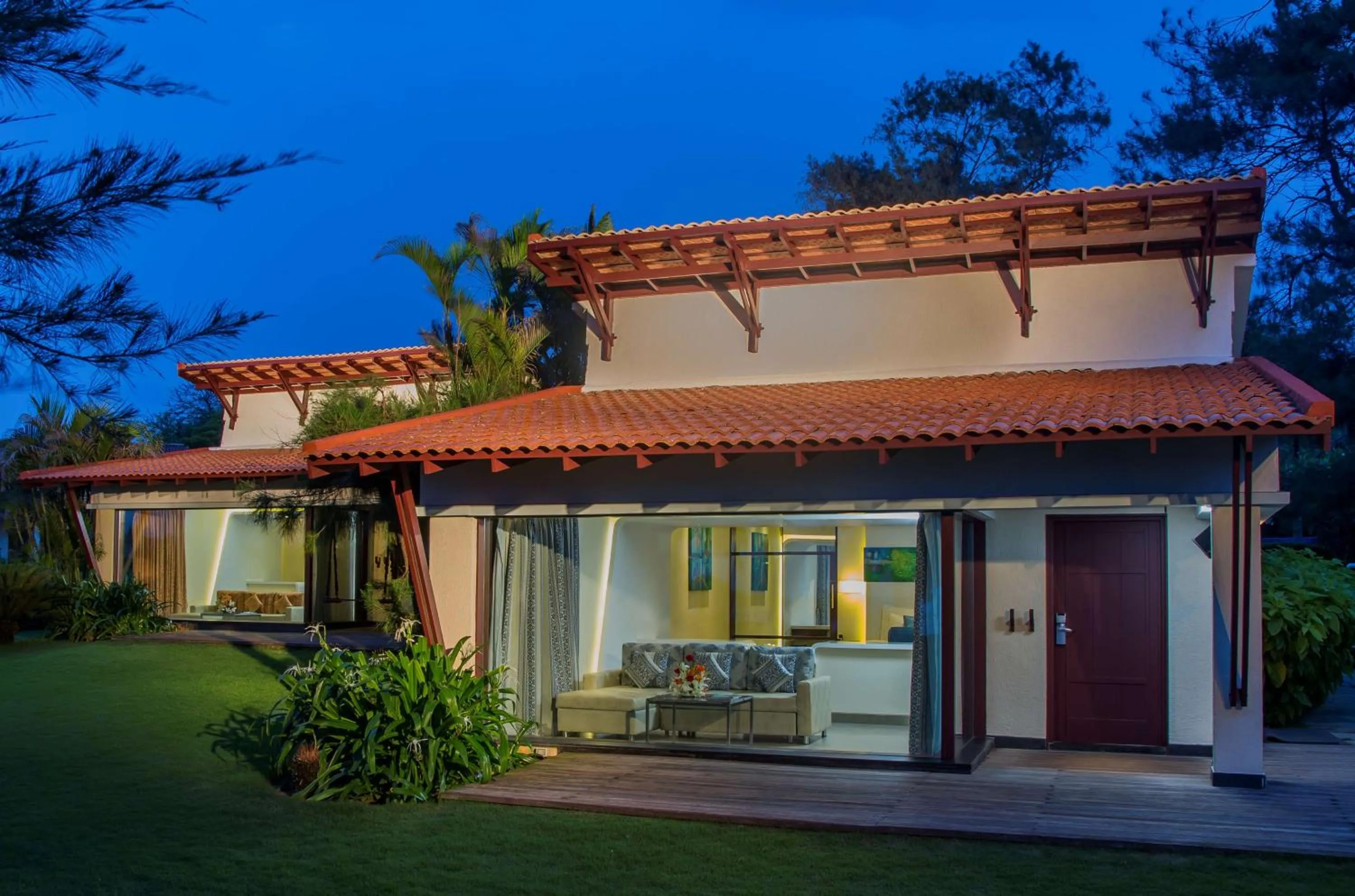 Photo of the whole room in Radisson Blu Resort Temple Bay Mamallapuram