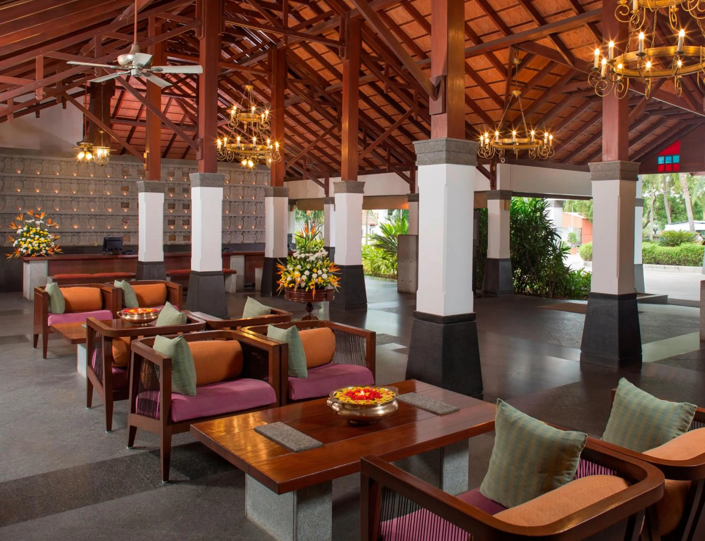 Lobby or reception in Radisson Blu Resort Temple Bay Mamallapuram