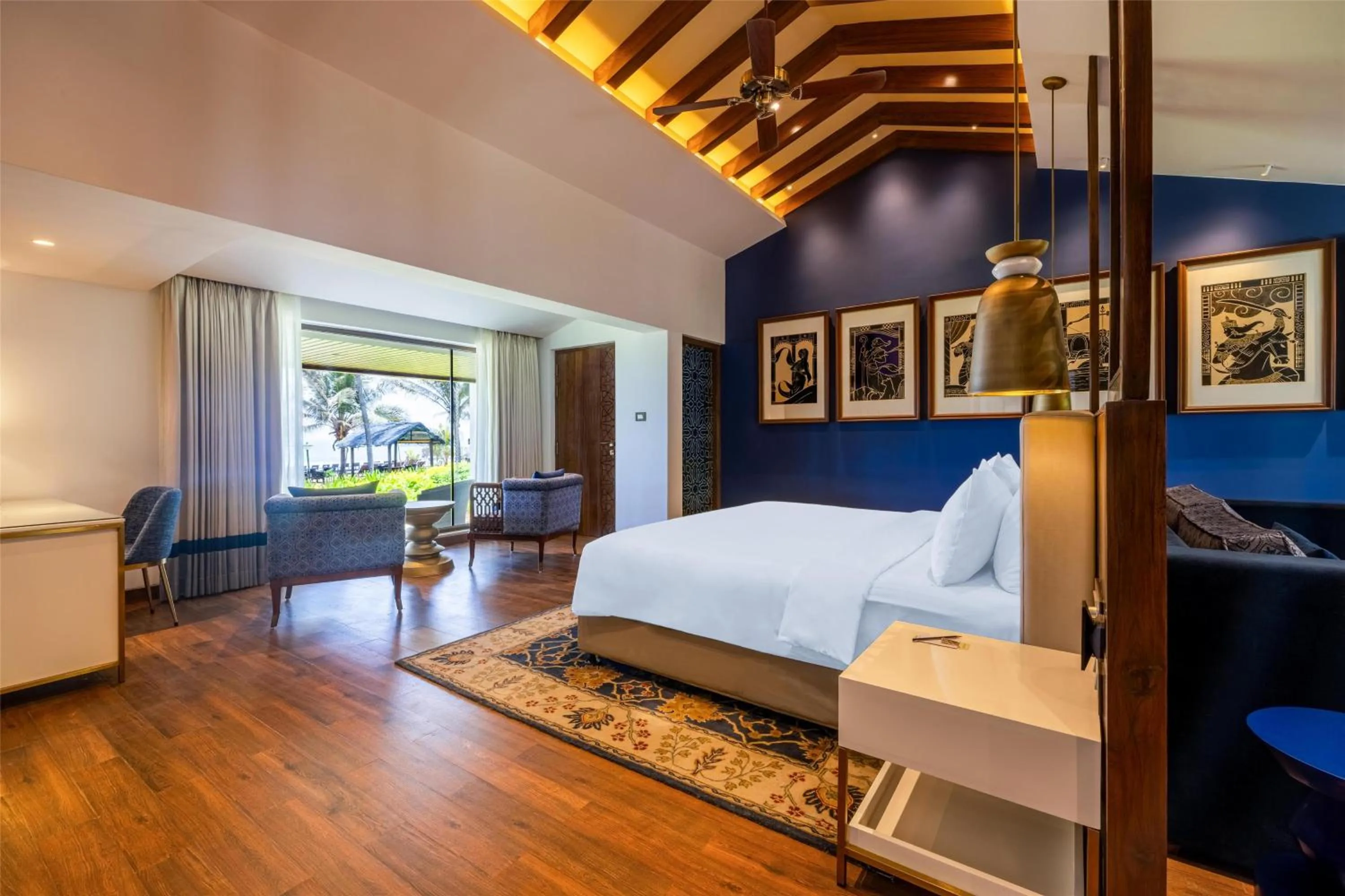 Photo of the whole room, Bed in Radisson Blu Resort Temple Bay Mamallapuram