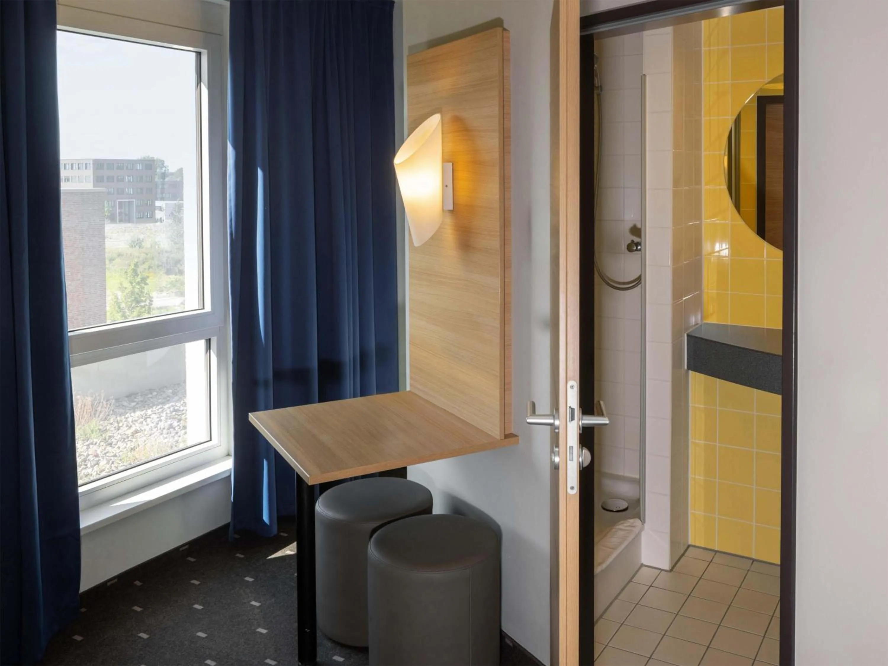 Photo of the whole room in B&B Hotel Kiel-Wissenschaftspark