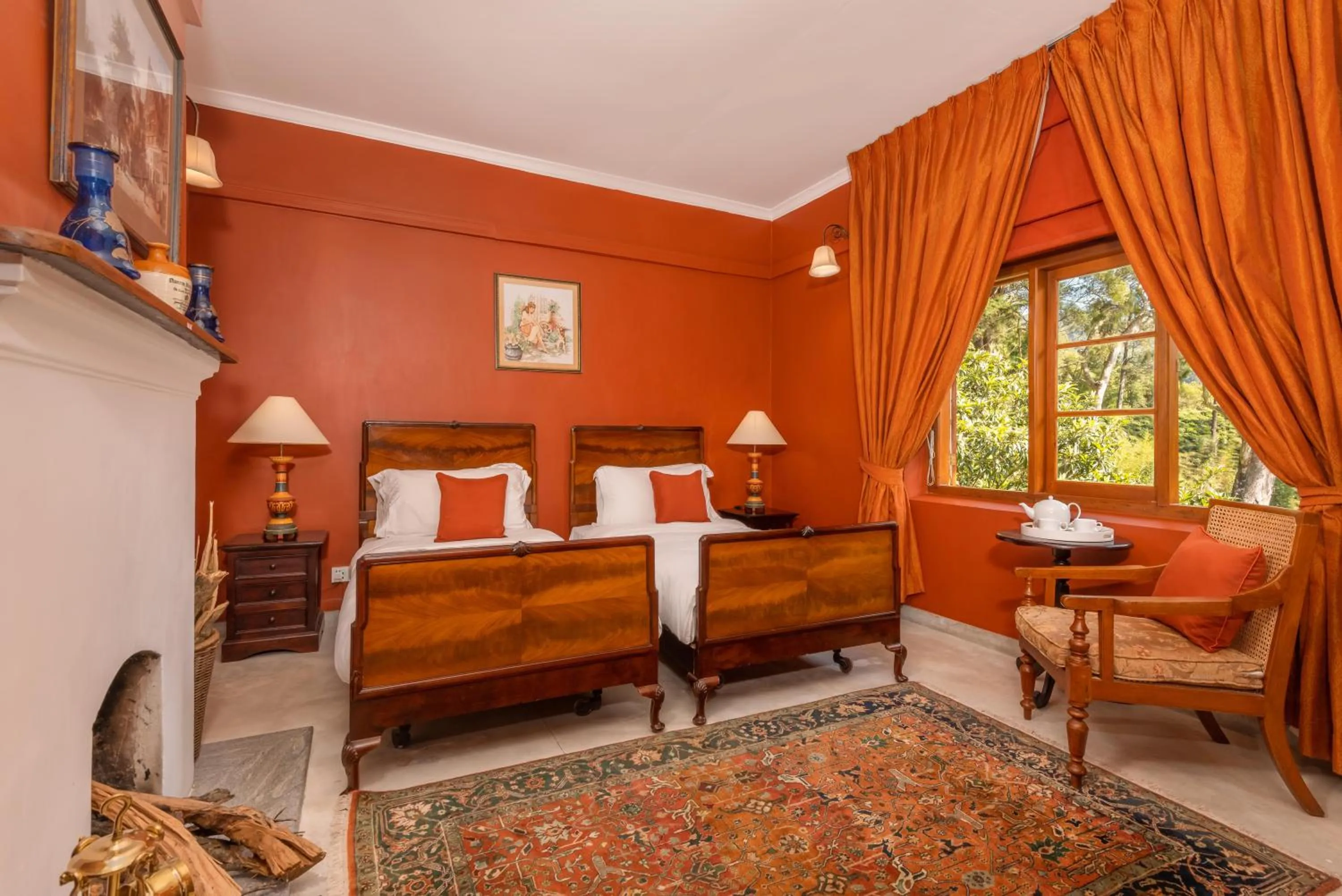 Bedroom, Bed in Jetwing Warwick Gardens