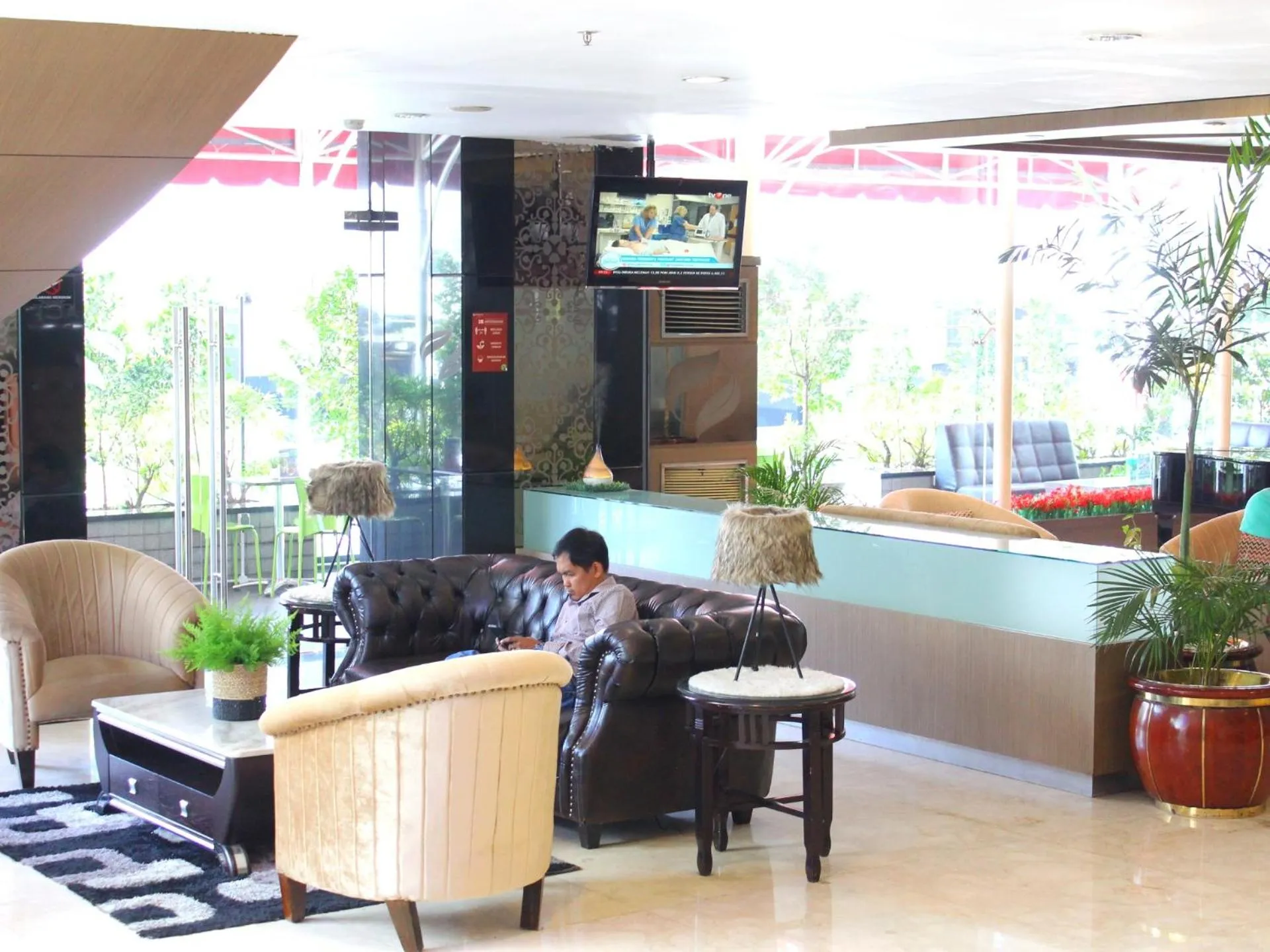 Lobby or reception in Hermes Palace Hotel Medan