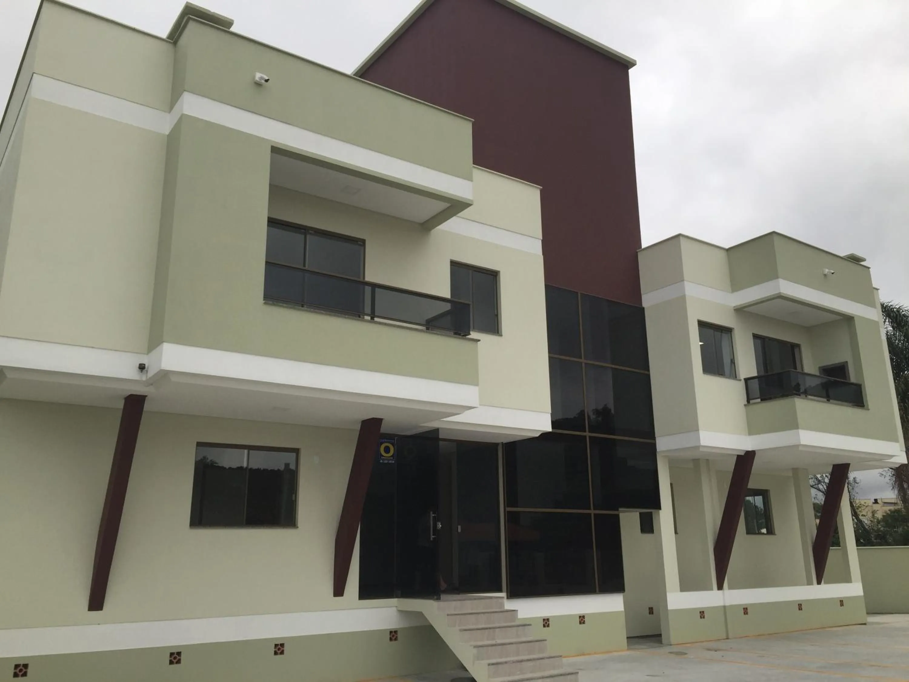 Facade/entrance in Canto dos Pássaros Flat - Canasvieiras