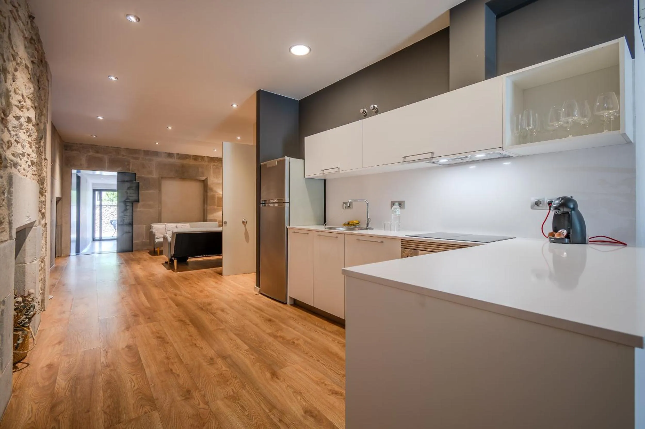 Kitchen or kitchenette in Flateli Plaça Catalunya 1-2