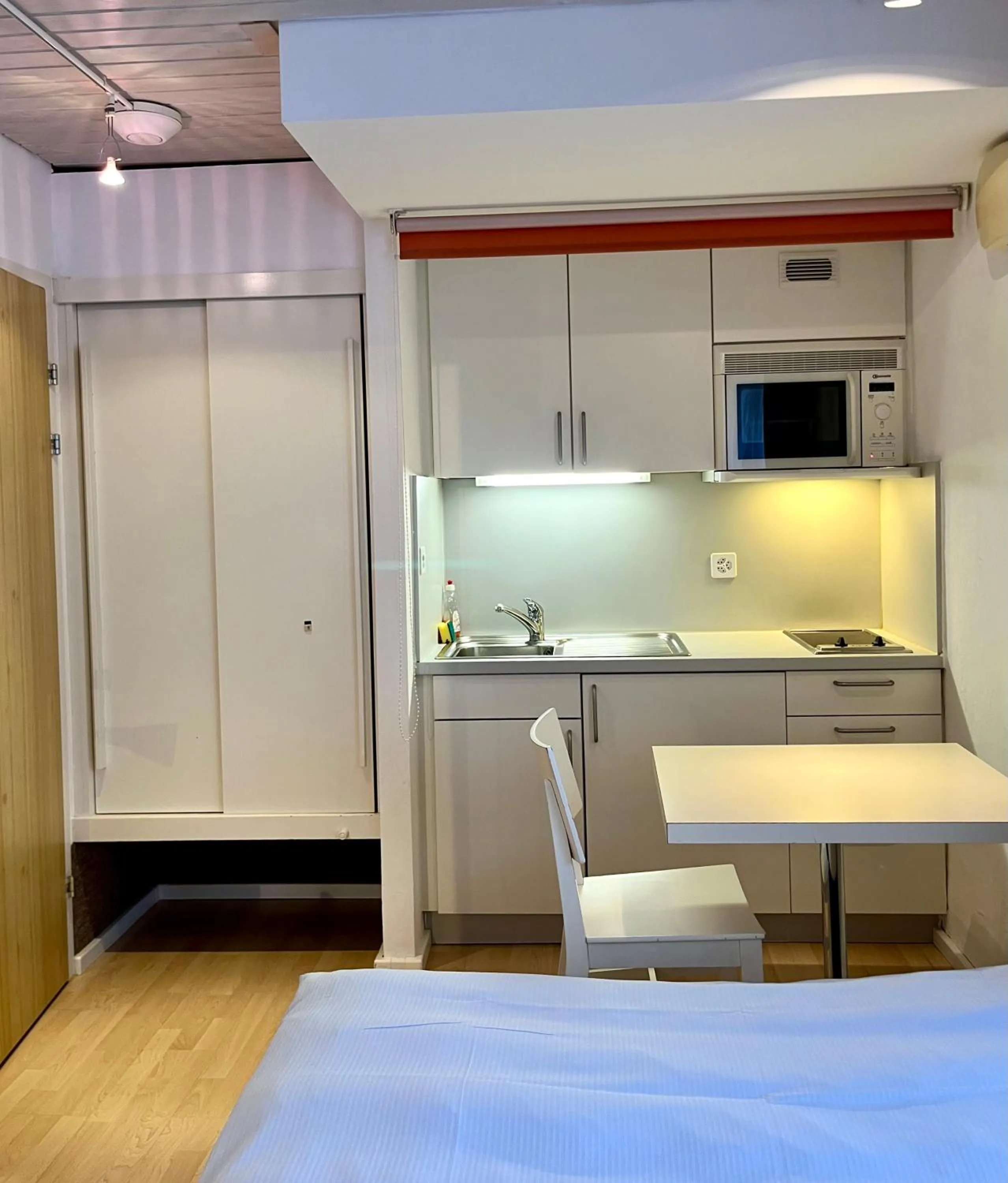 Bed in Seiler's Hotel