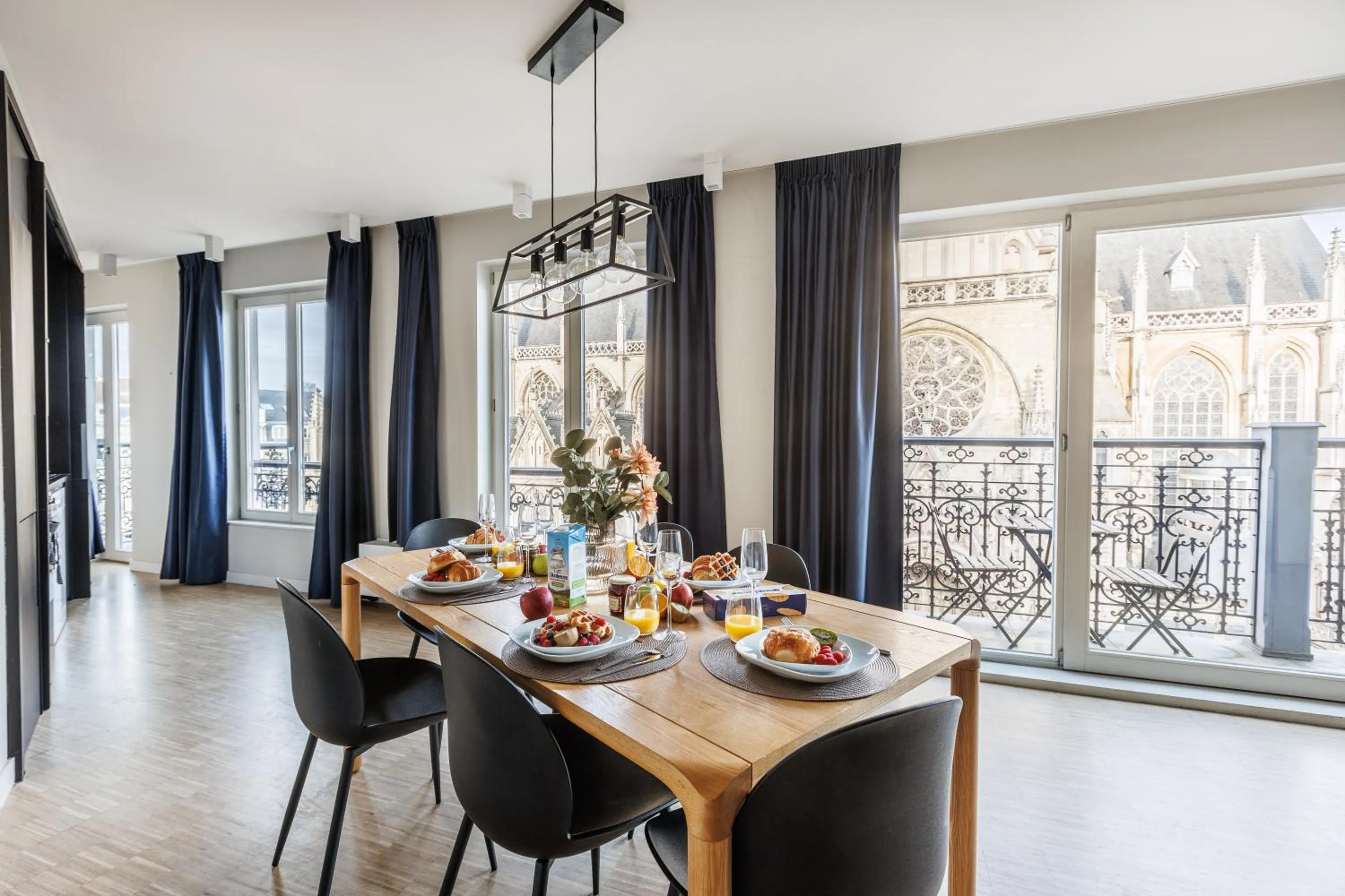 Food and drinks in Sweett - Regence