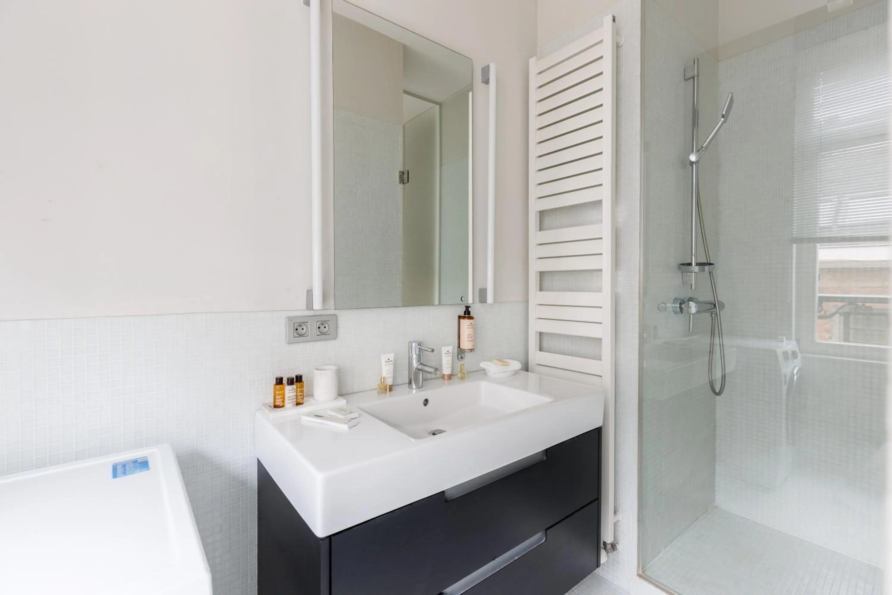 Shower in Sweett - Regence