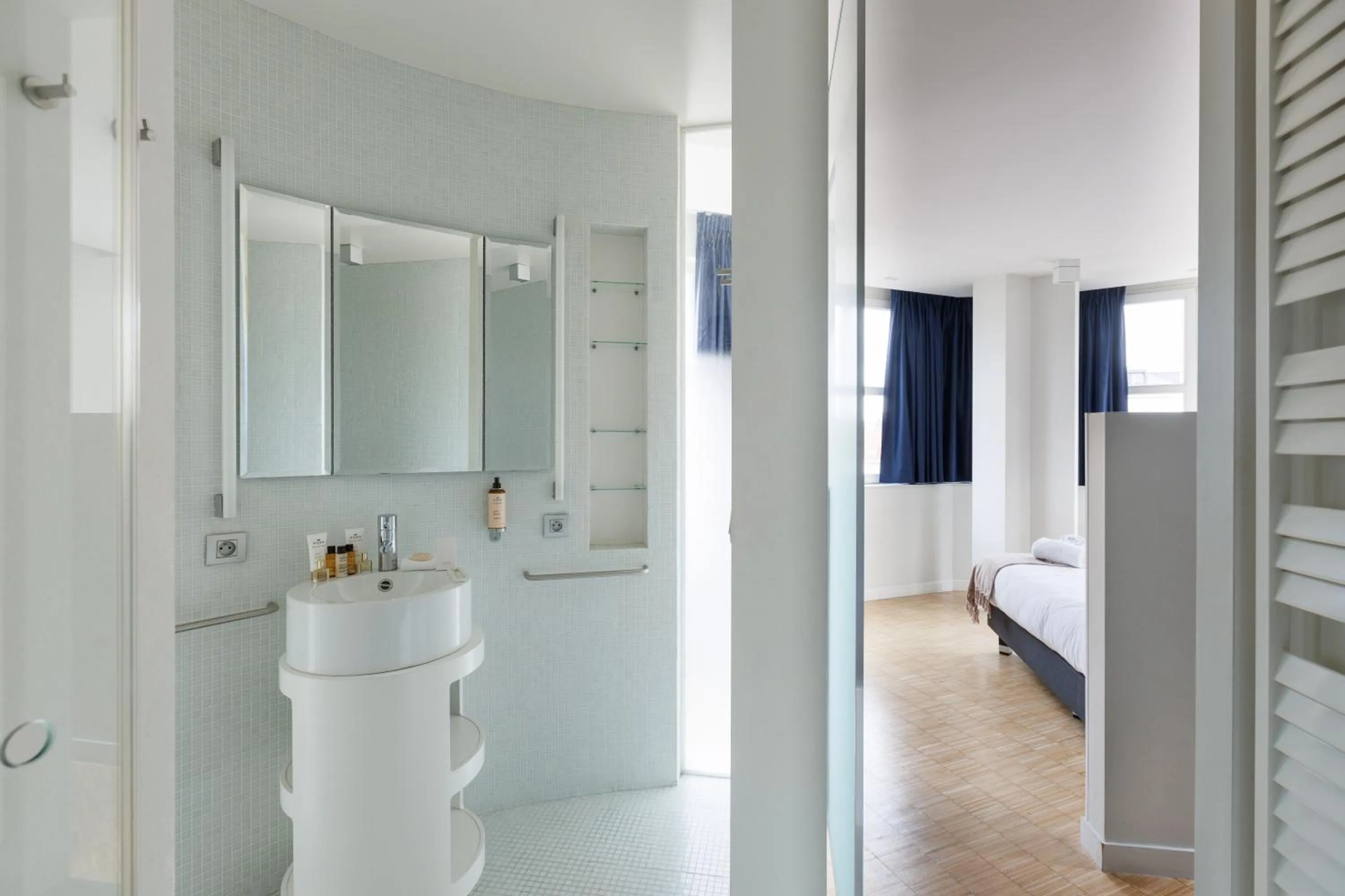 Shower in Sweett - Regence