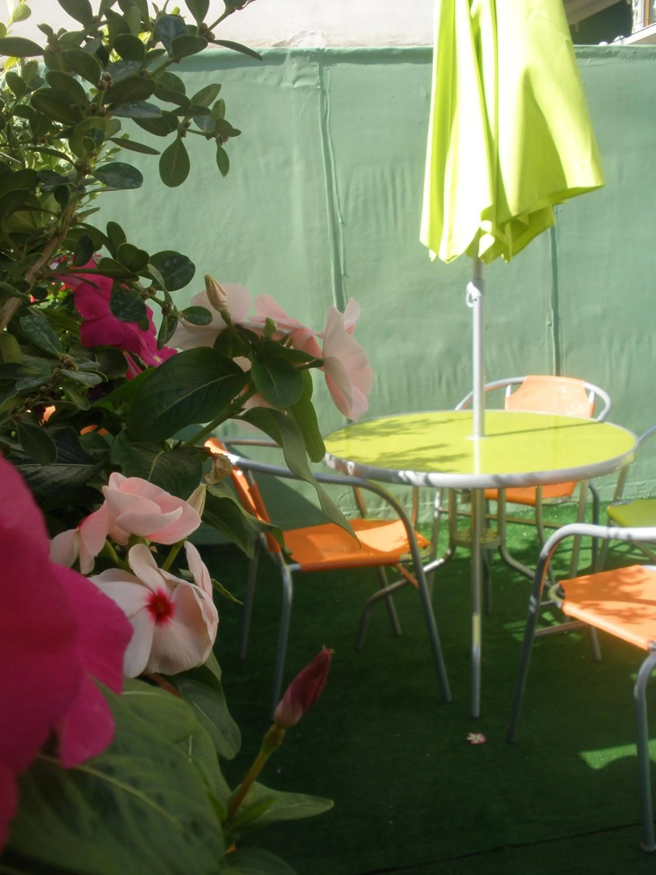 Dining area in B&B Dolcevita
