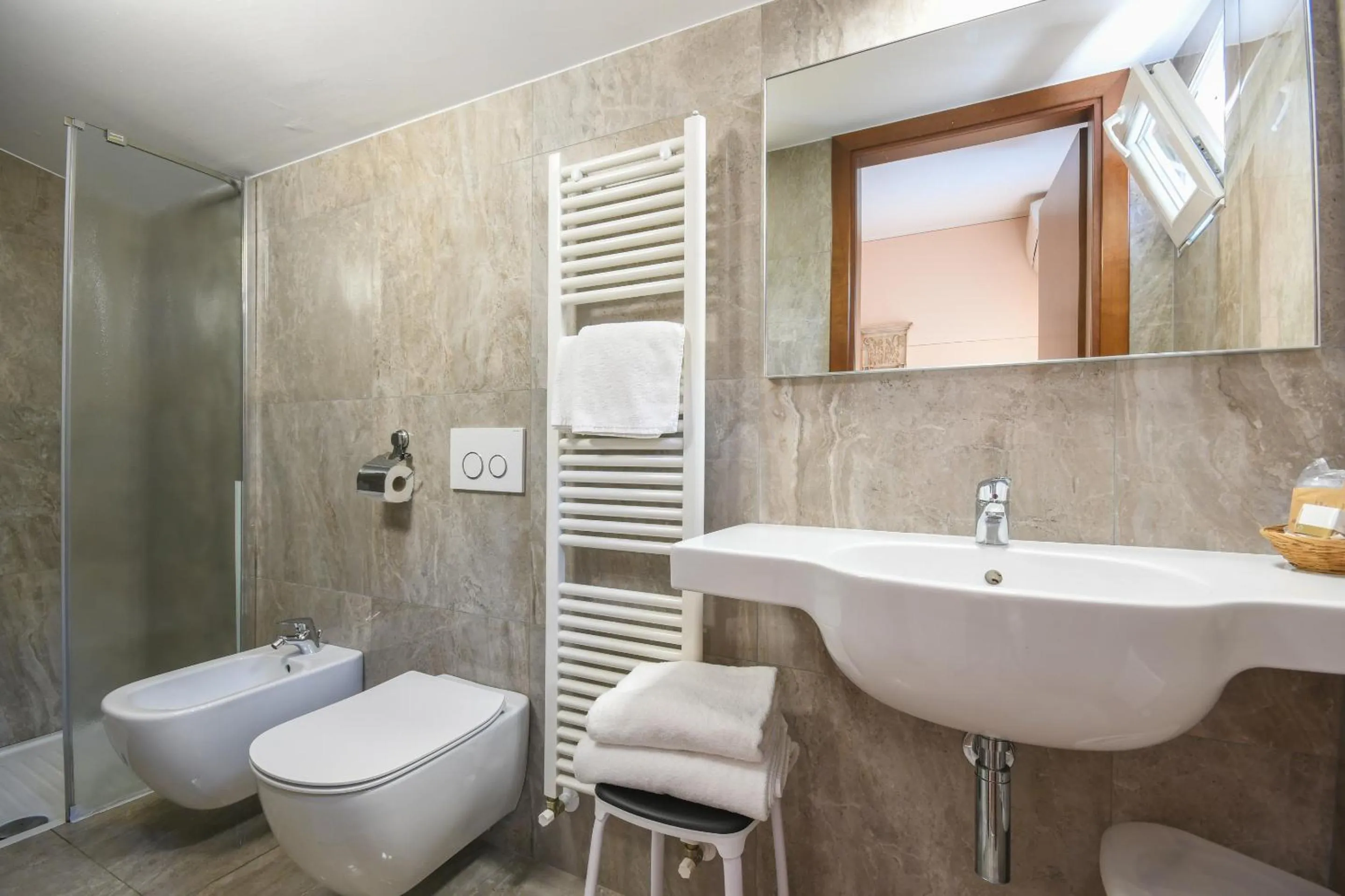 Bedroom in Camere America B&B