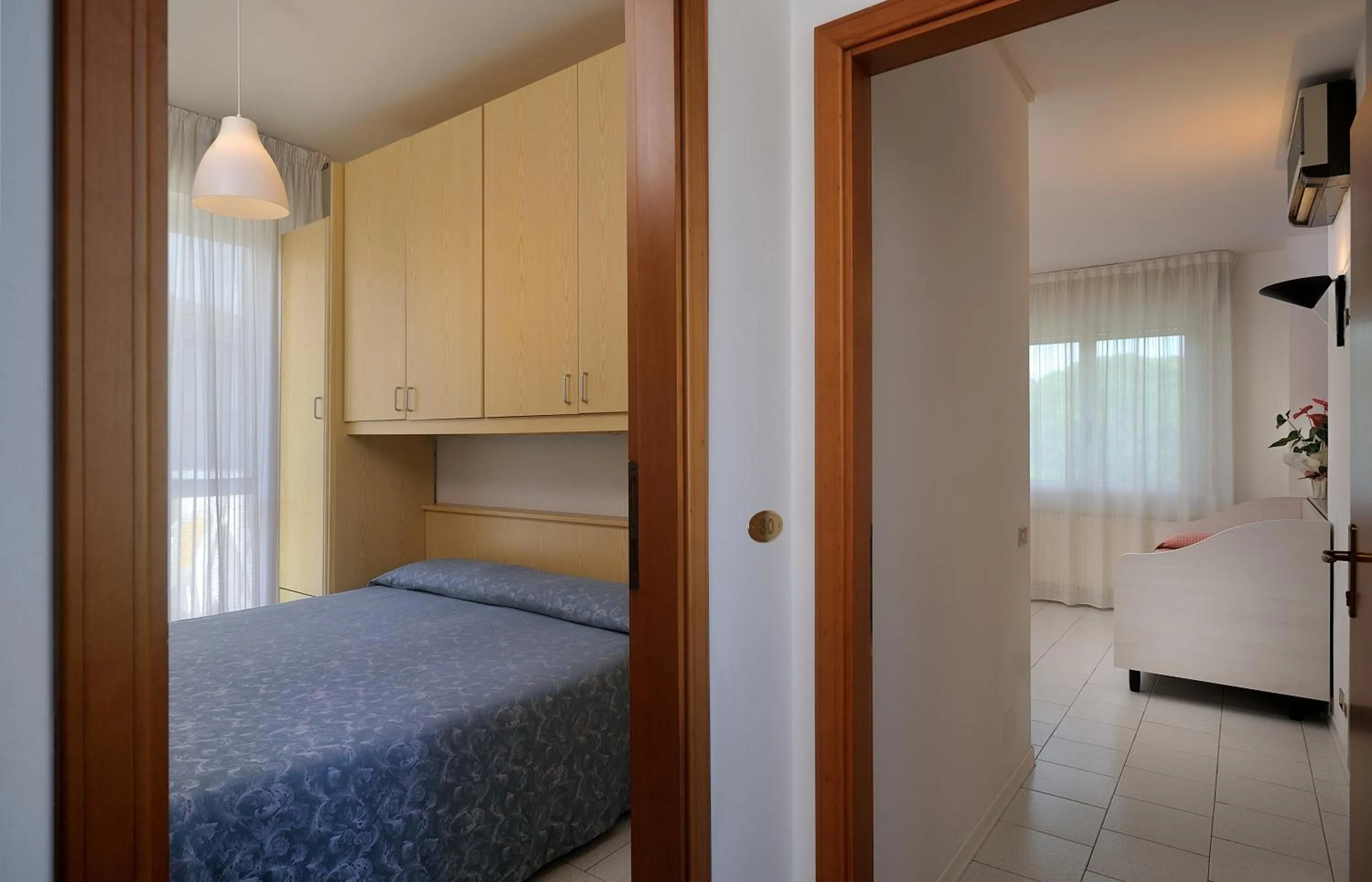 Bedroom in Hotel Suisse