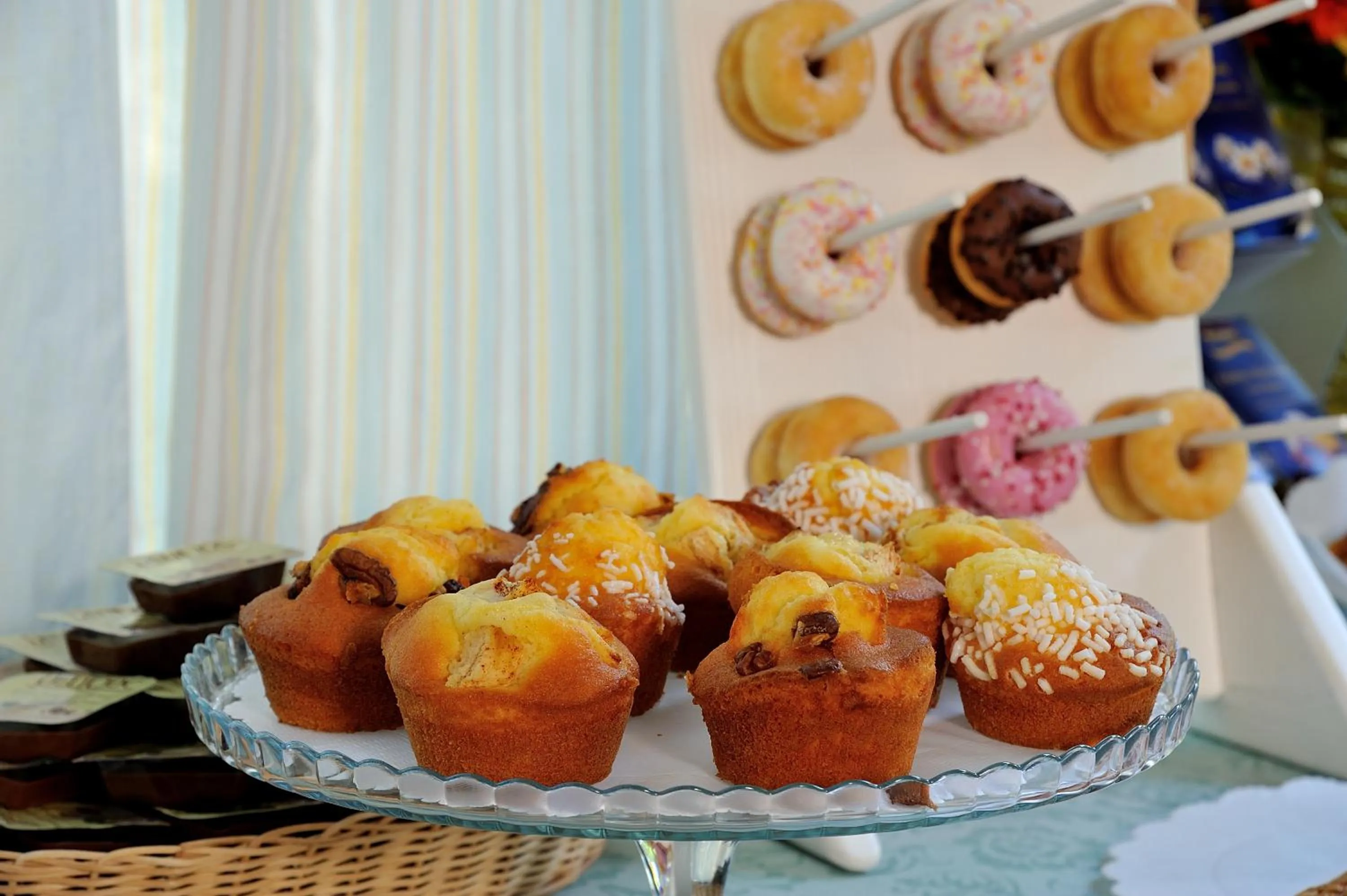 Buffet breakfast in Hotel Suisse