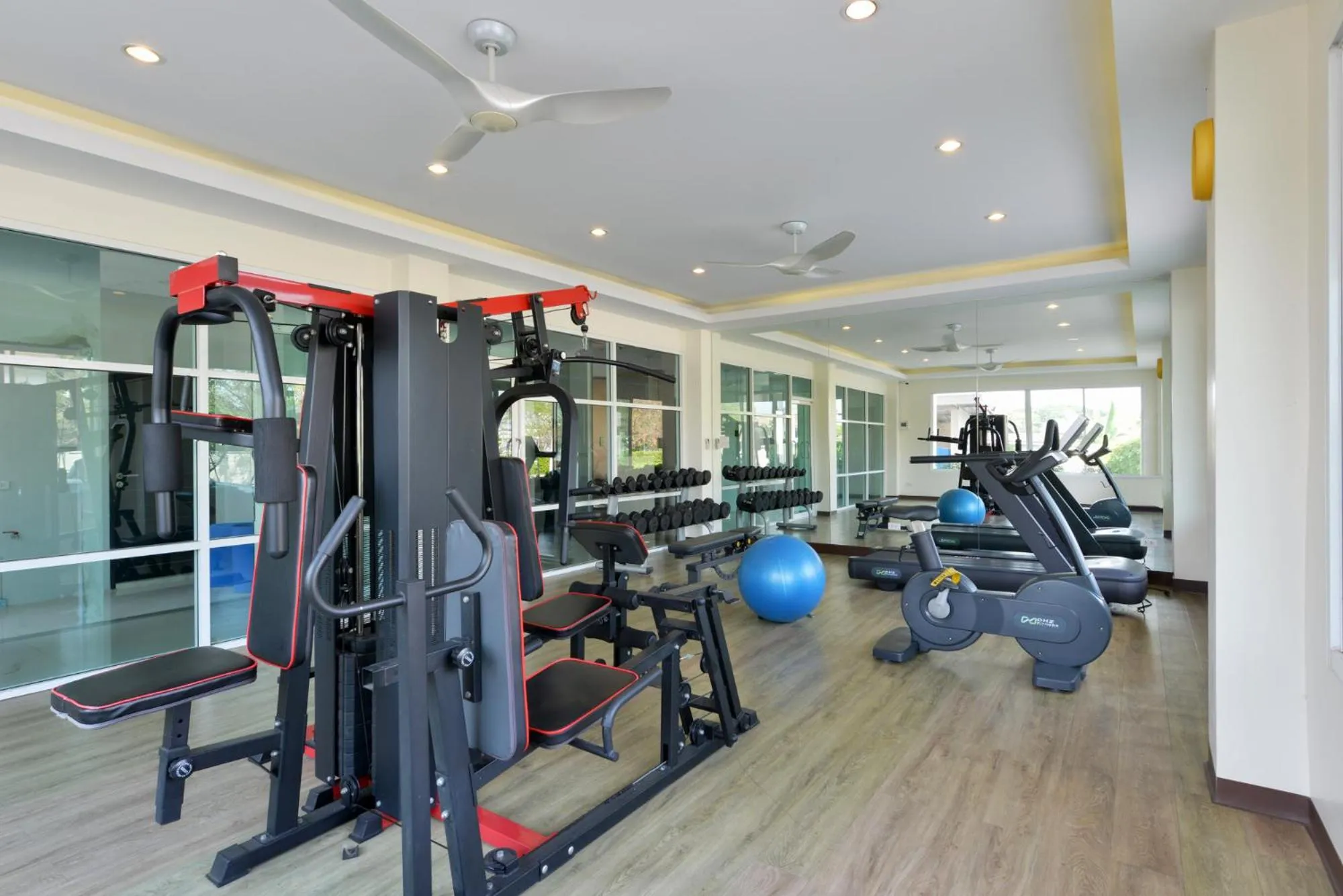 Fitness centre/facilities in Baan Lamoon