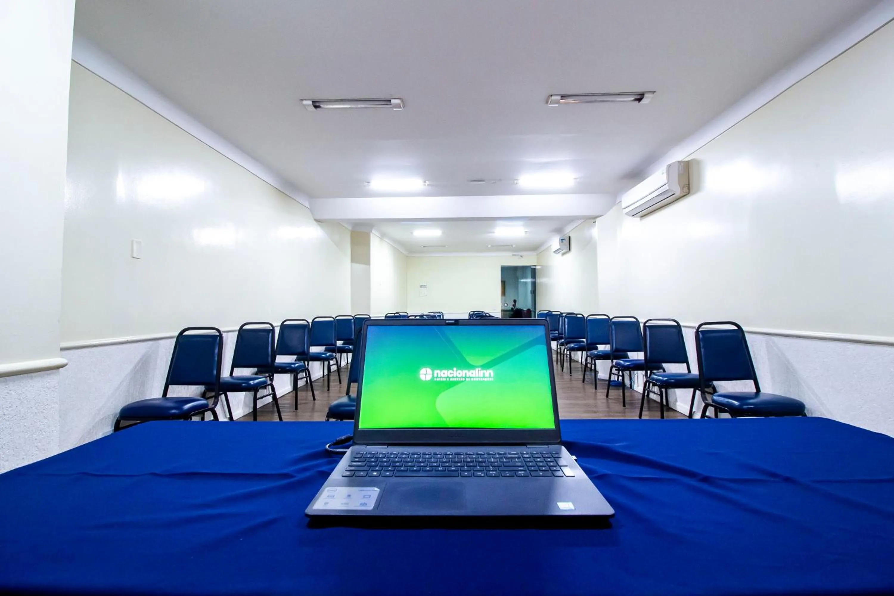 Business facilities in Hotel Dan Inn Curitiba Centro By Nacional Inn