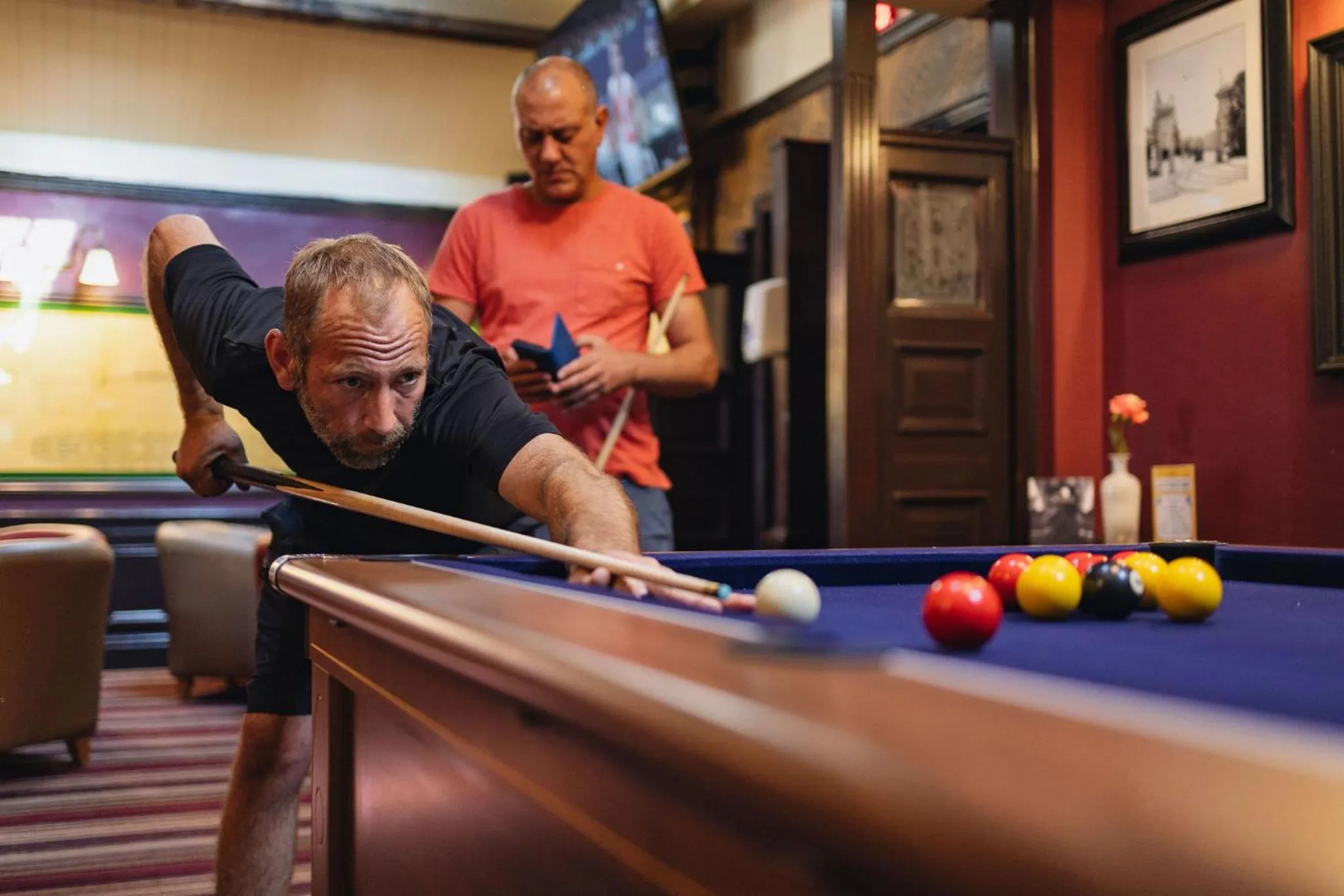 Lounge or bar in The Grapes Pub