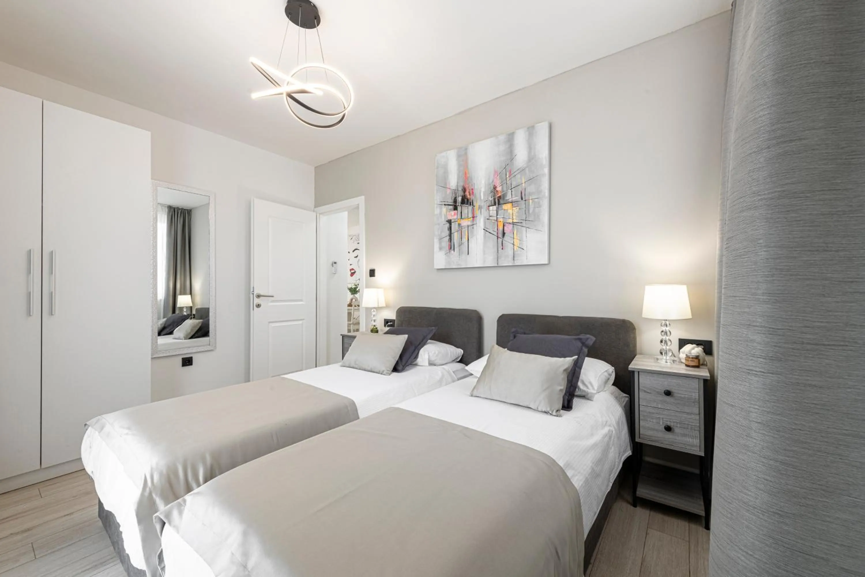 Bedroom, Bed in Cozy Corner 49