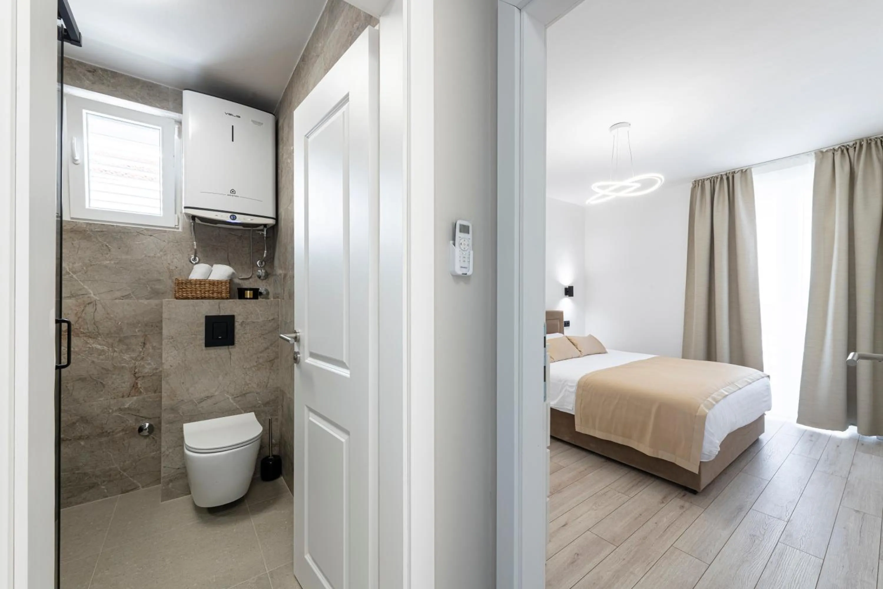 Bathroom, Bed in Cozy Corner 49