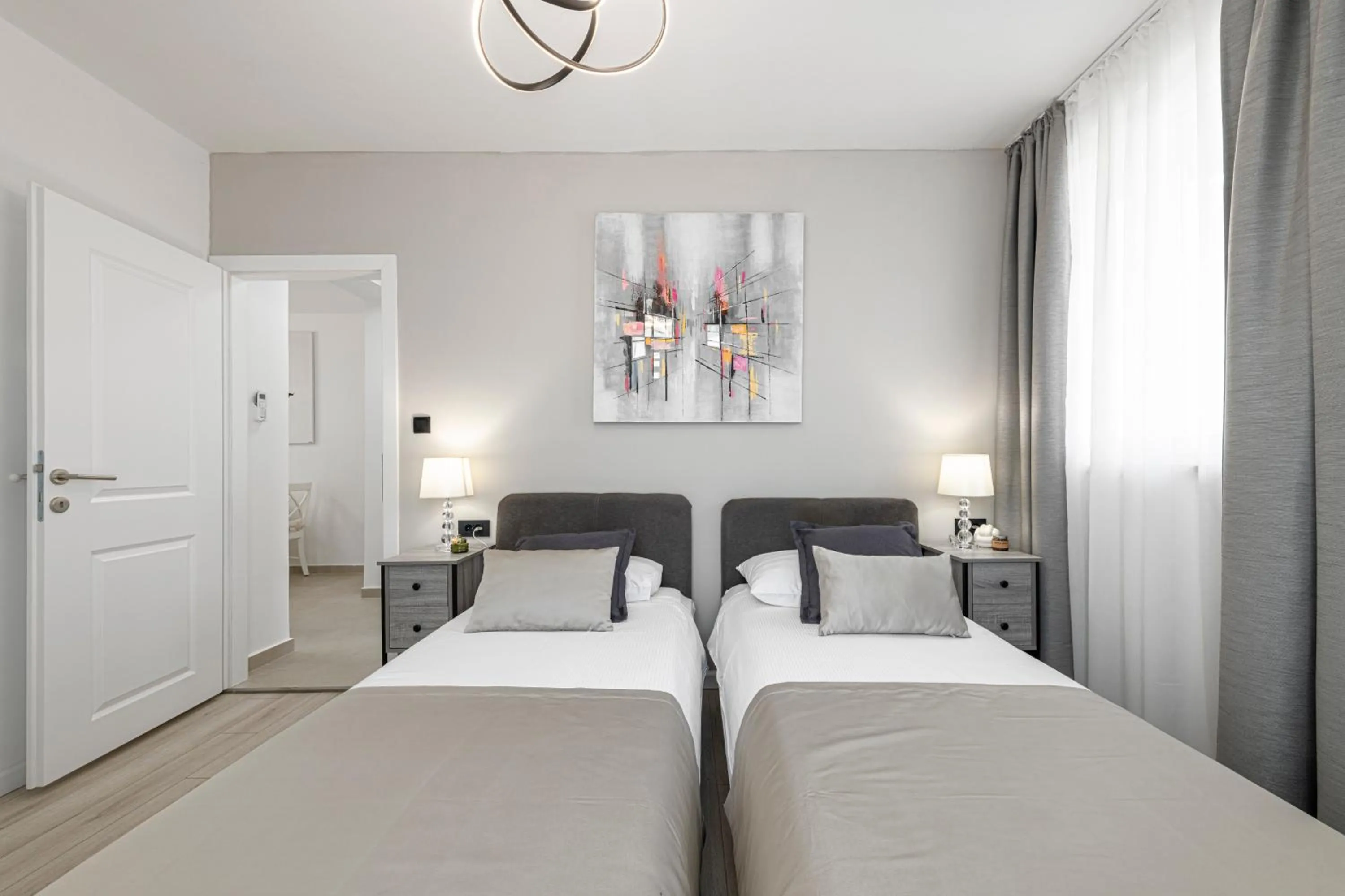 Bedroom, Bed in Cozy Corner 49