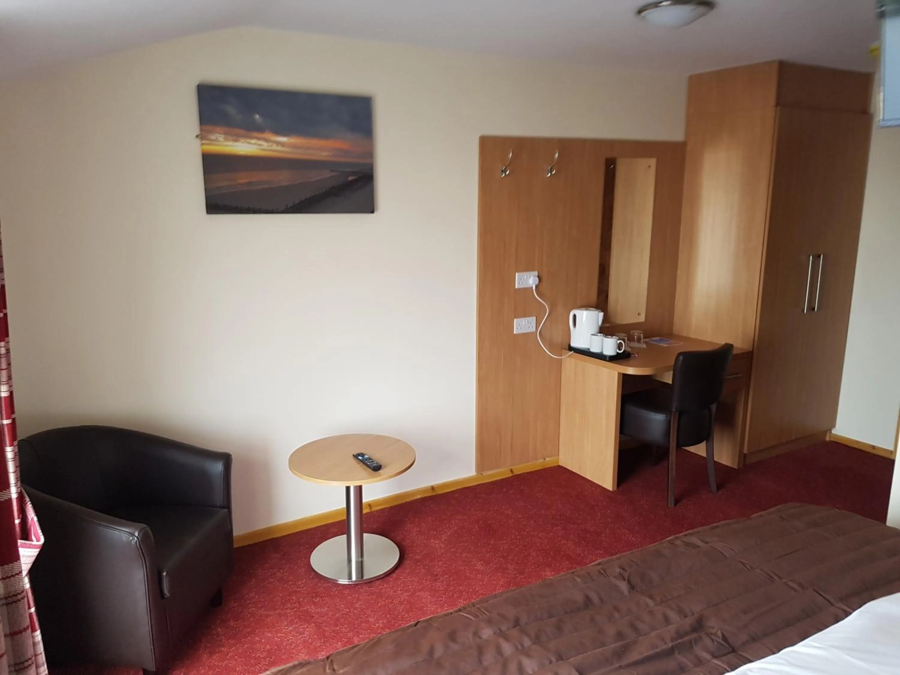 Bed in The Cliff Top Inn