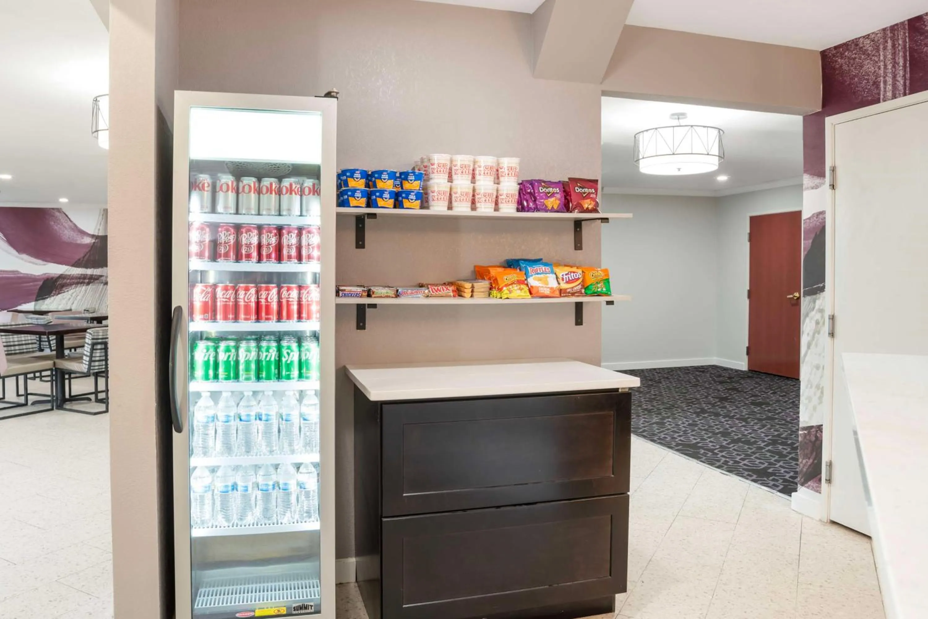 Property building in Best Western Bayou Inn