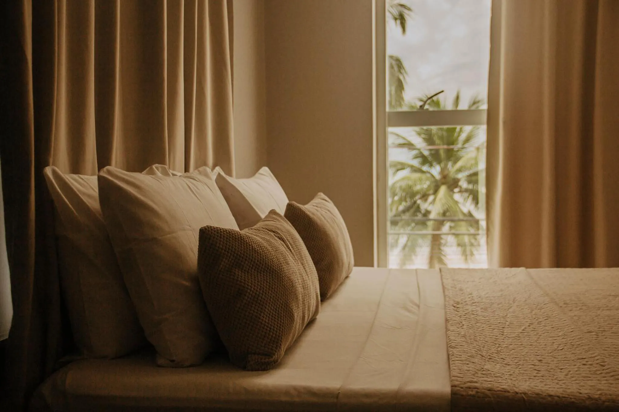 Bed in Nord Easy Green Sunset