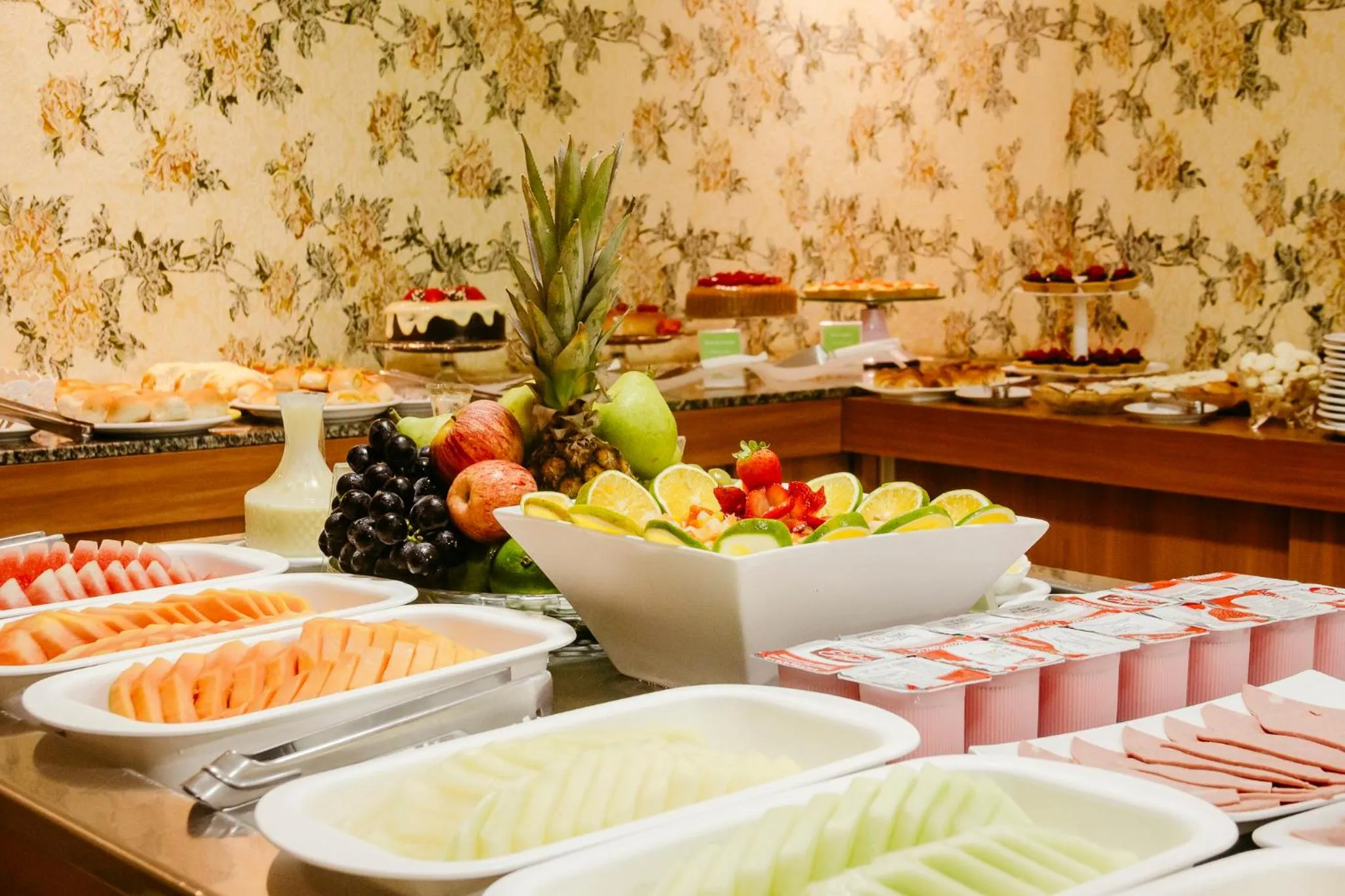 Food and drinks in Nord Easy Green Sunset