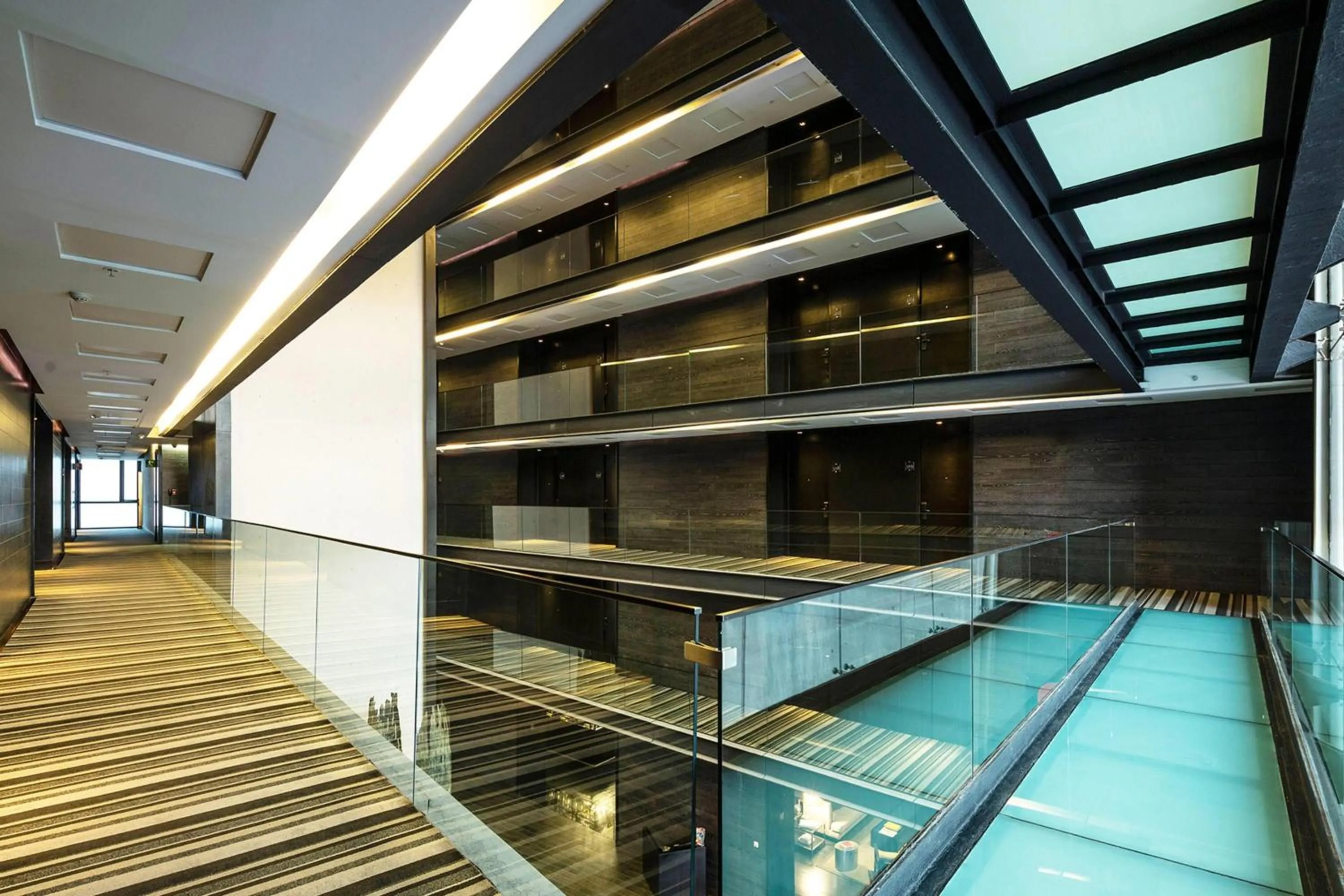 Photo of the whole room in Wyndham Santiago Pettra