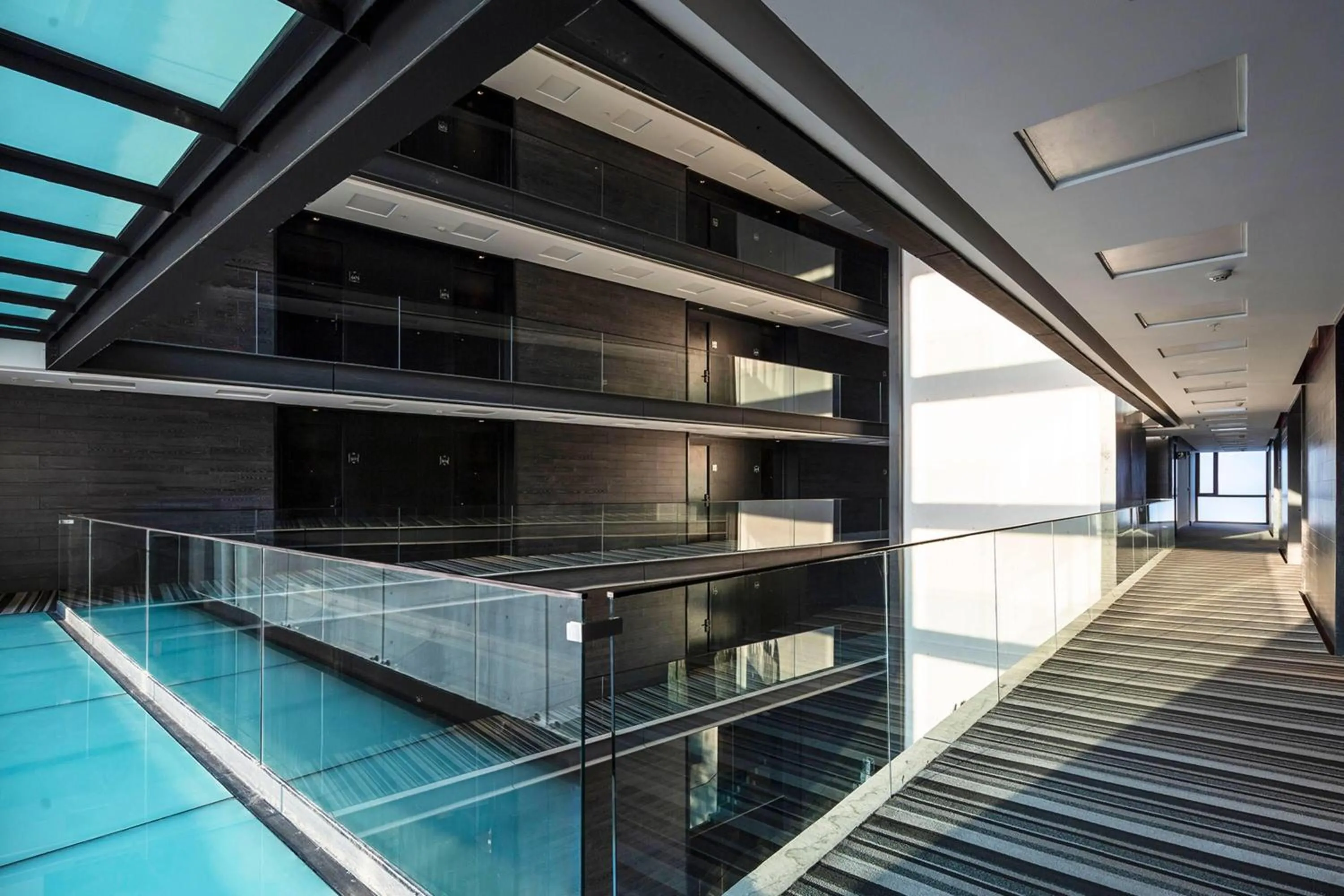 Photo of the whole room in Wyndham Santiago Pettra