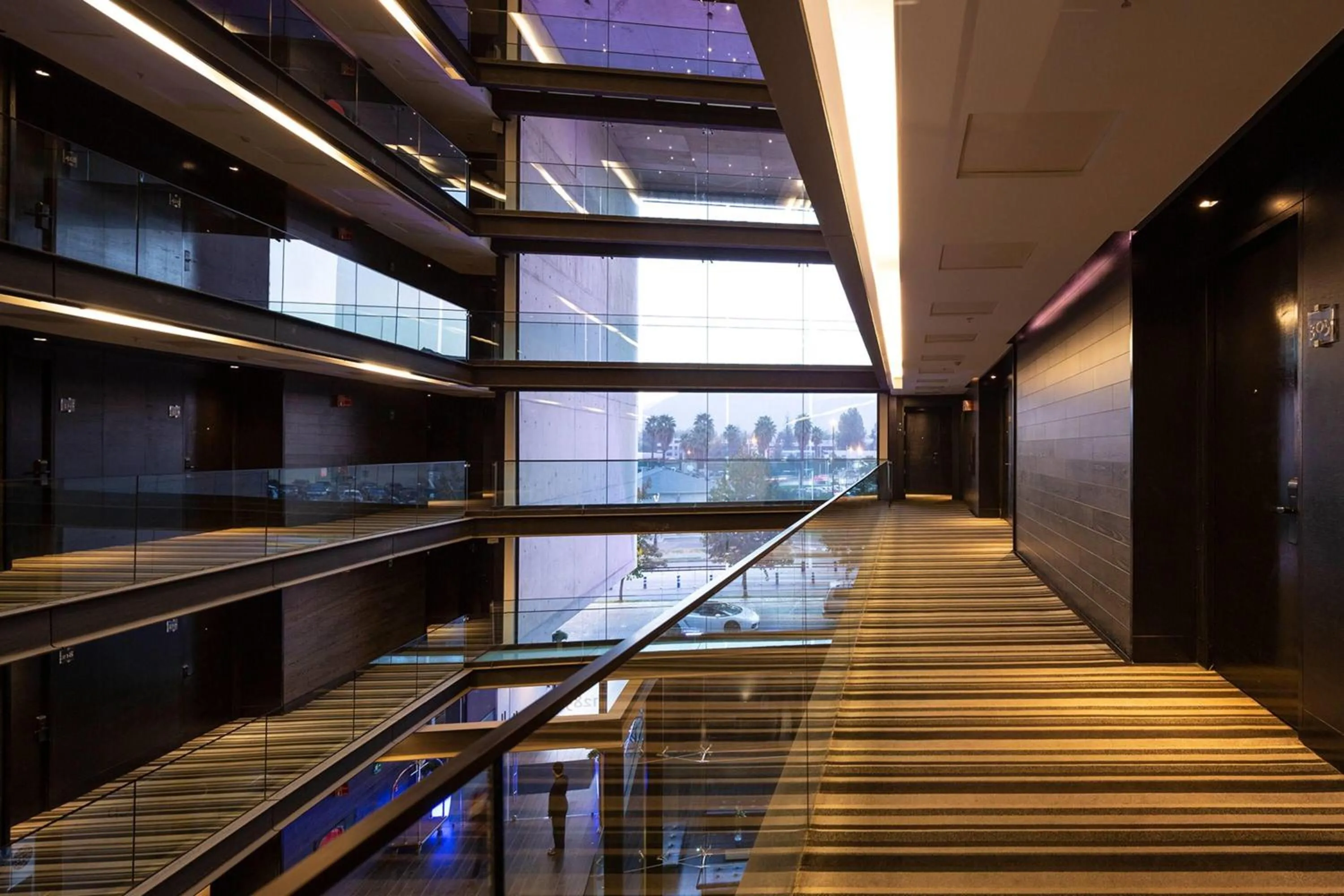 Photo of the whole room in Wyndham Santiago Pettra