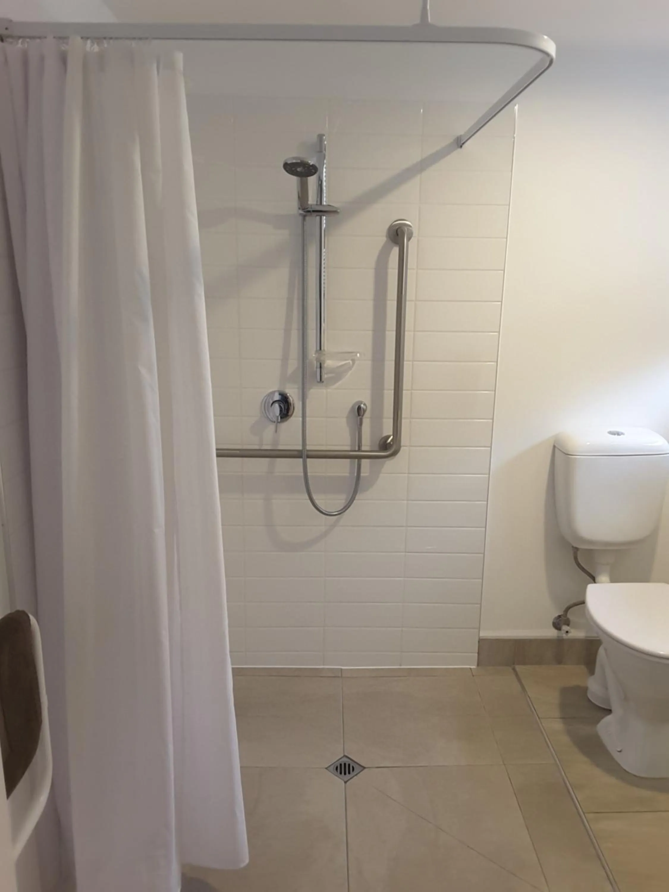 Shower in Focus Motel