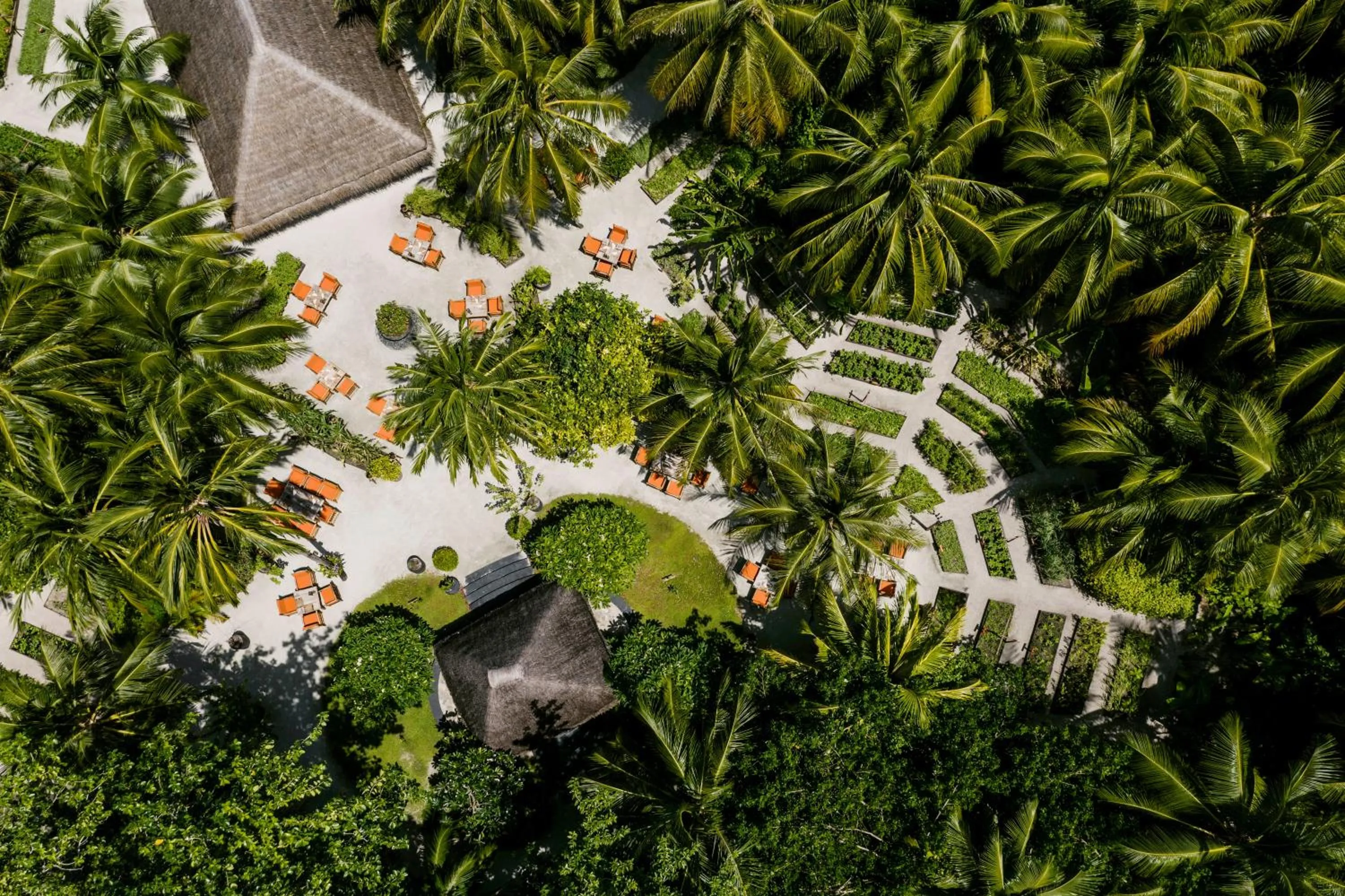 Restaurant/places to eat in One&Only Reethi Rah